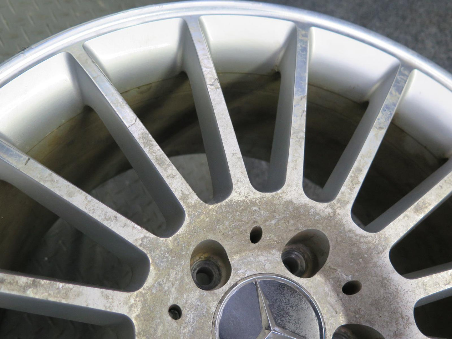 05-11 Mercedes R171 SLK55 AMG Rear R18 18" Alloy Wheel Rim 18x8.5J ET30 OEM