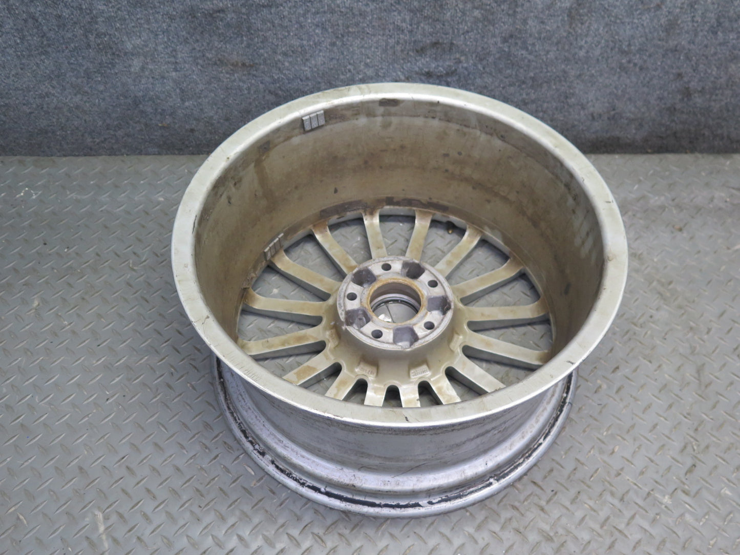 05-11 Mercedes R171 SLK55 AMG Rear R18 18" Alloy Wheel Rim 18x8.5J ET30 OEM