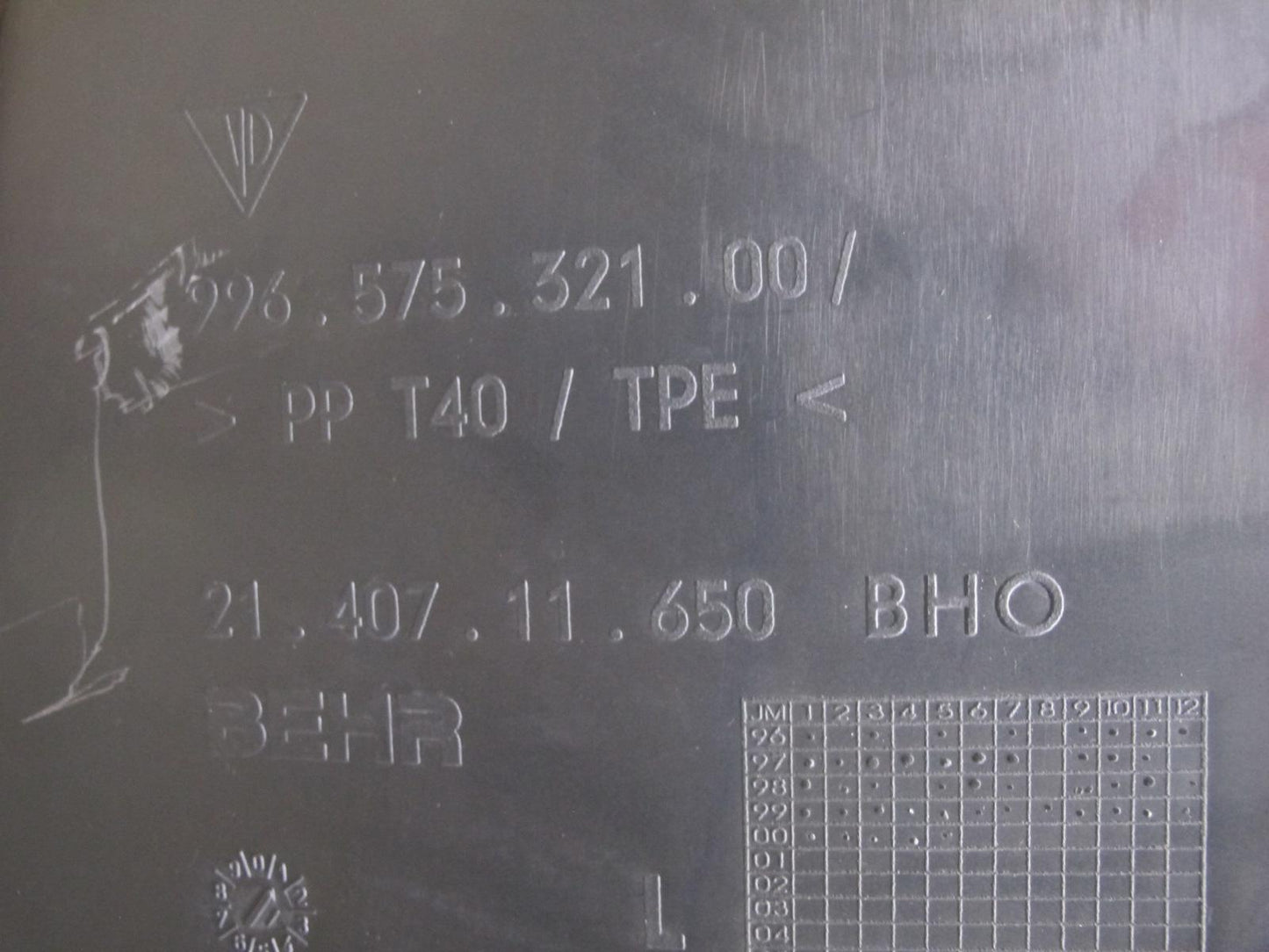 97-04 Porsche Boxster 986 Engine Left Side Cooling Radiator Condenser Support