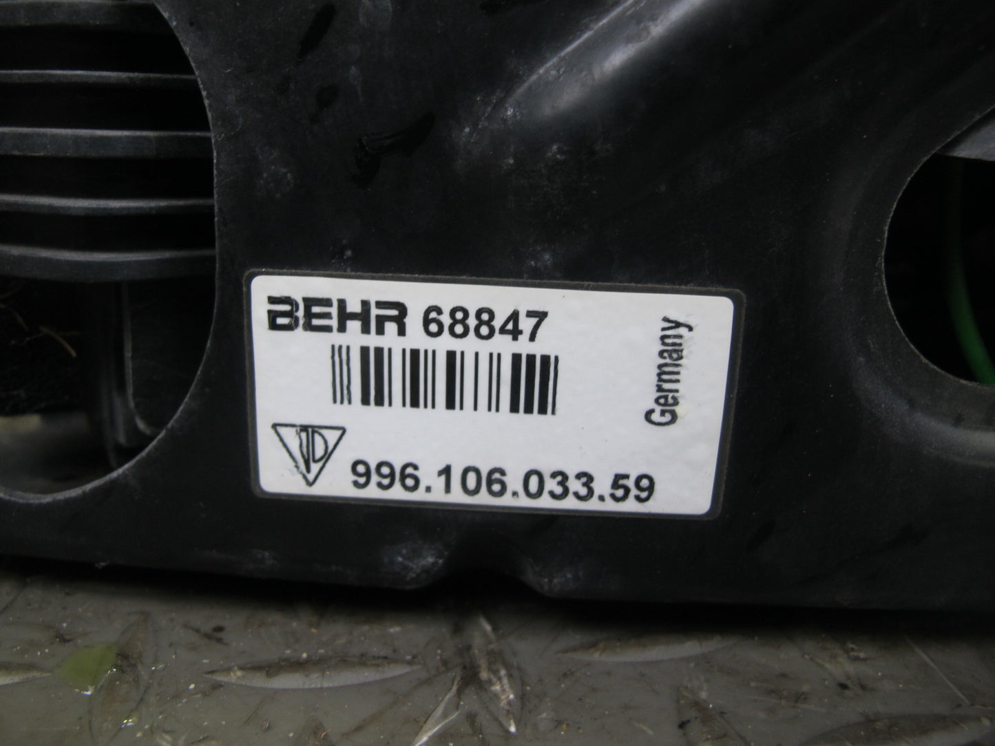 97-04 Porsche Boxster 986 Engine Left Side Cooling Radiator Condenser Support