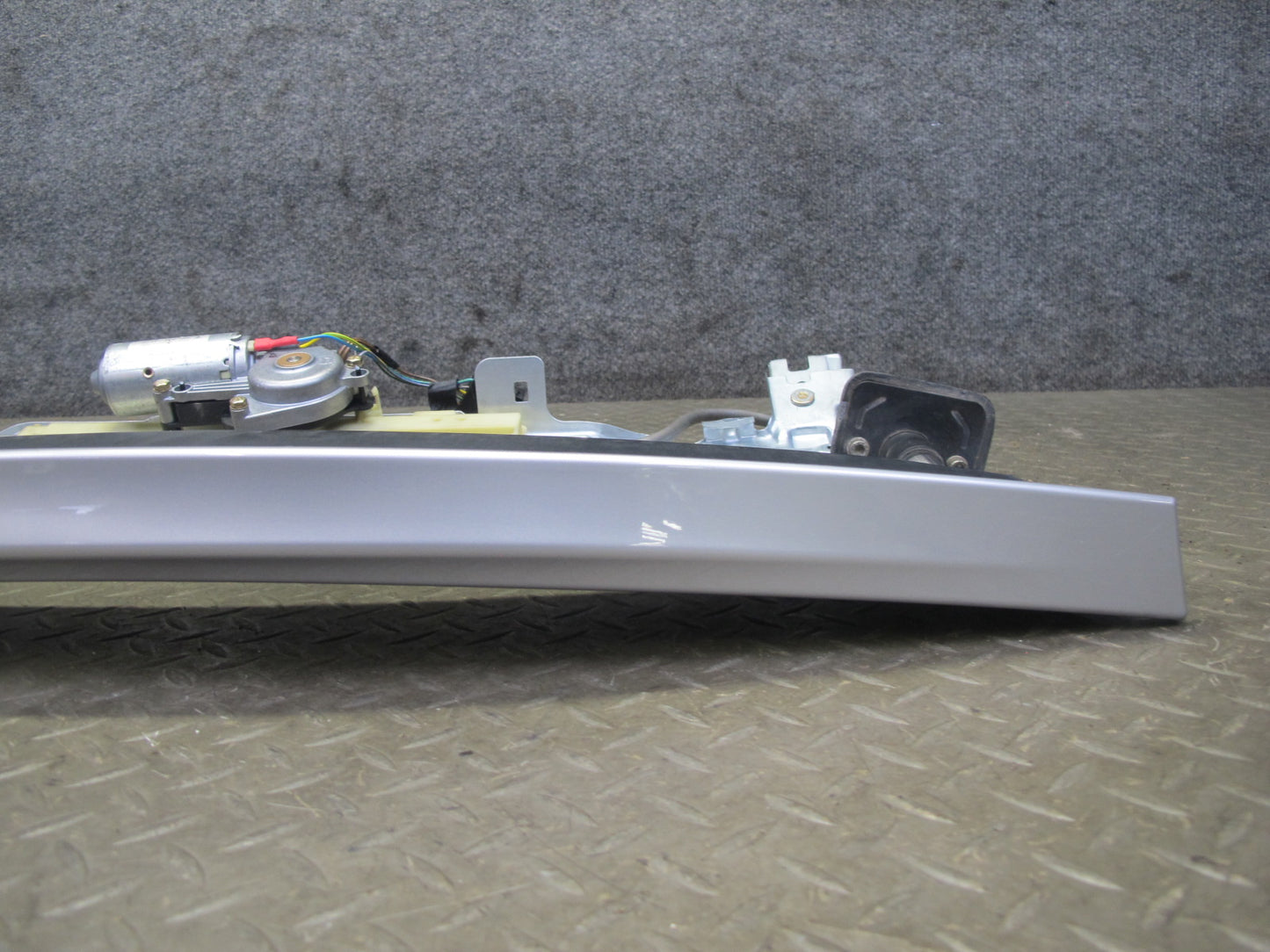1997-2002 Porsche Boxster 986 Rear Trunk Spoiler Drive Motor Mechanism Assembly