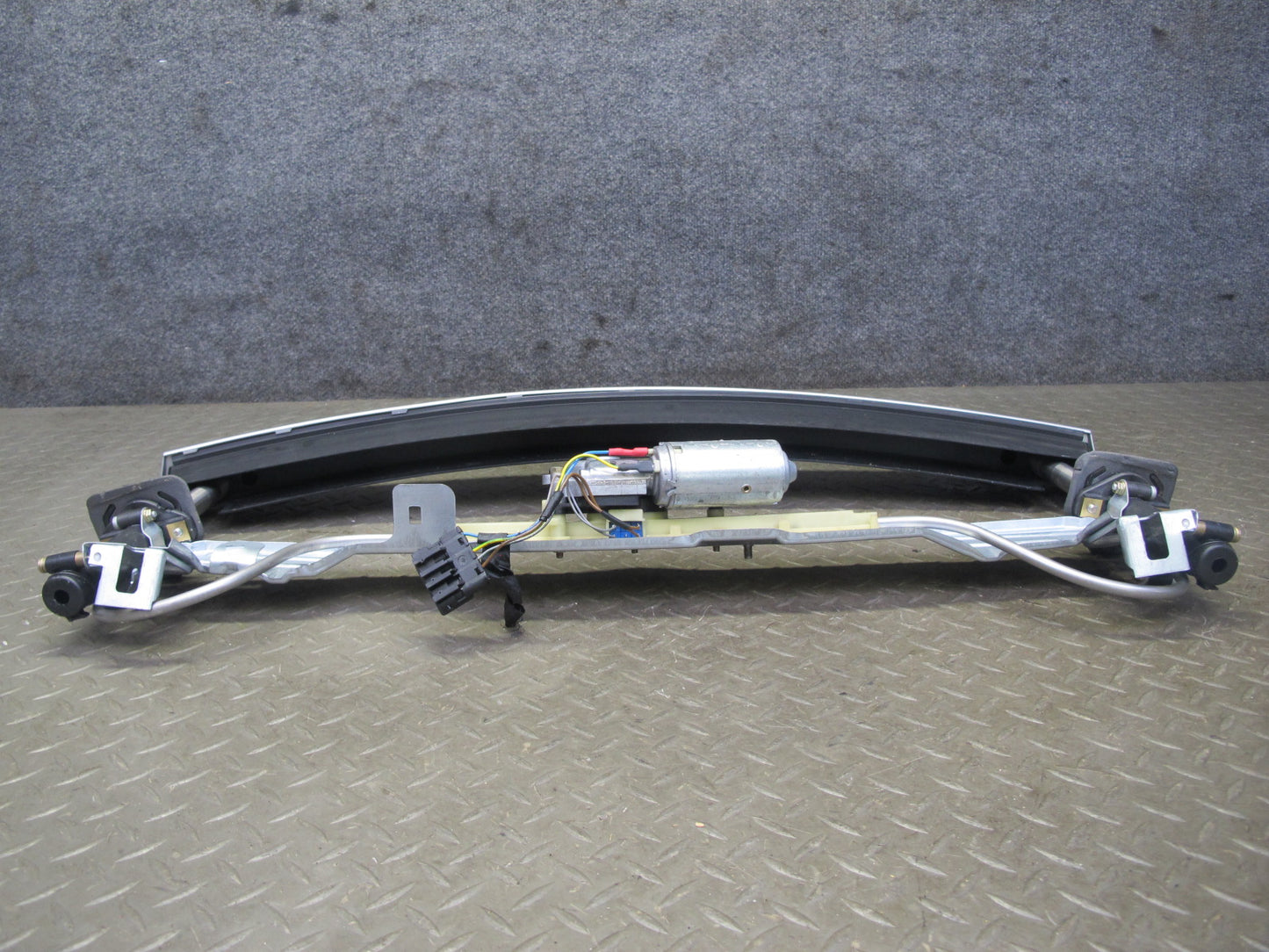 1997-2002 Porsche Boxster 986 Rear Trunk Spoiler Drive Motor Mechanism Assembly