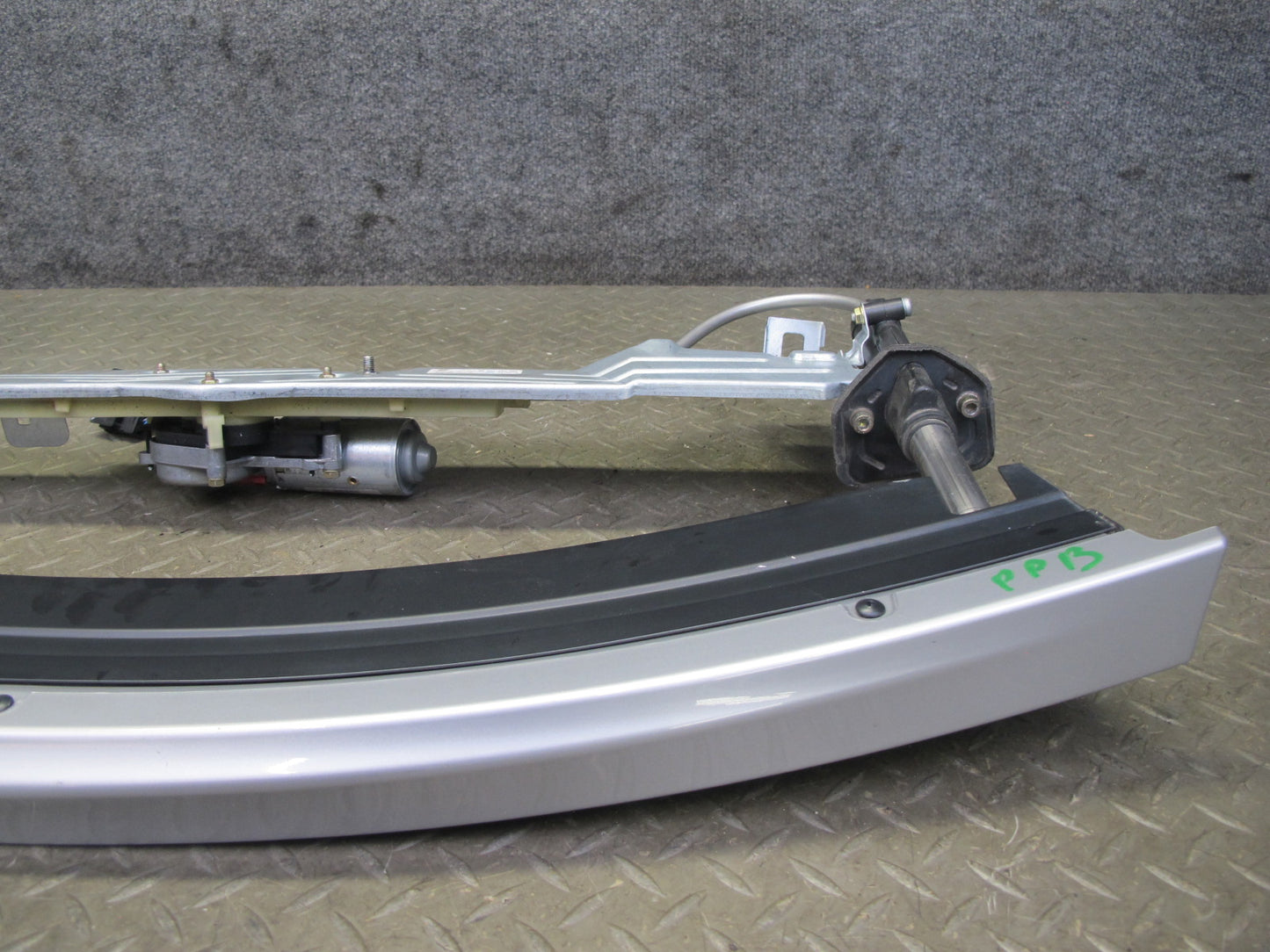 1997-2002 Porsche Boxster 986 Rear Trunk Spoiler Drive Motor Mechanism Assembly
