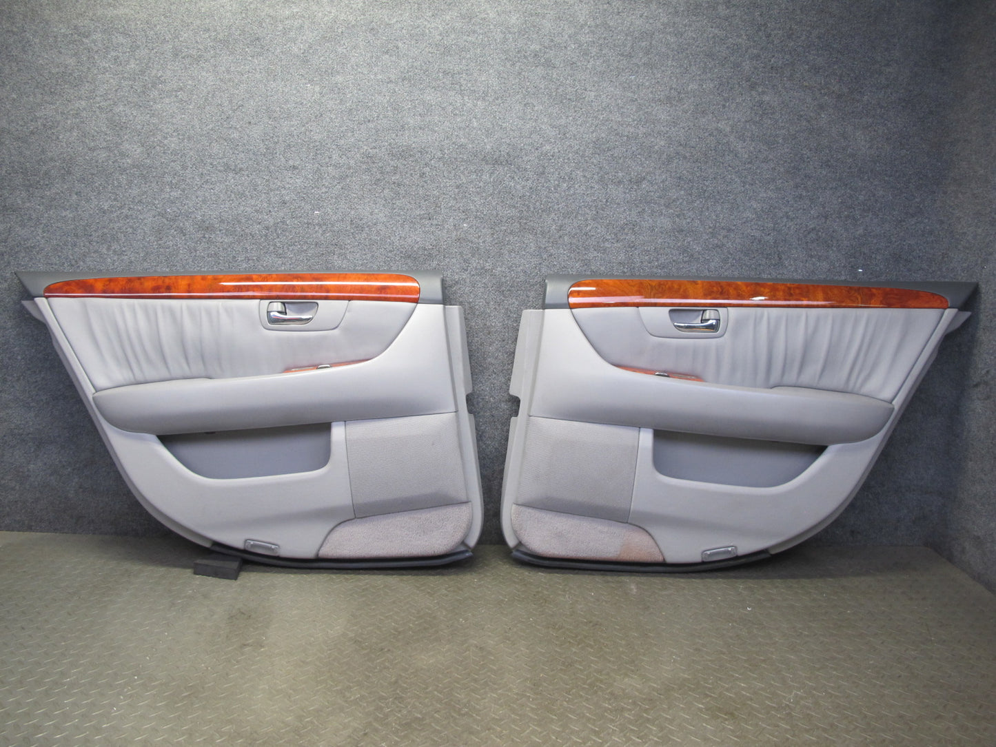 04-06 Lexus UCF30L LS430 Set of 2 Rear Door Interior Trim Cover Panel Ash OEM