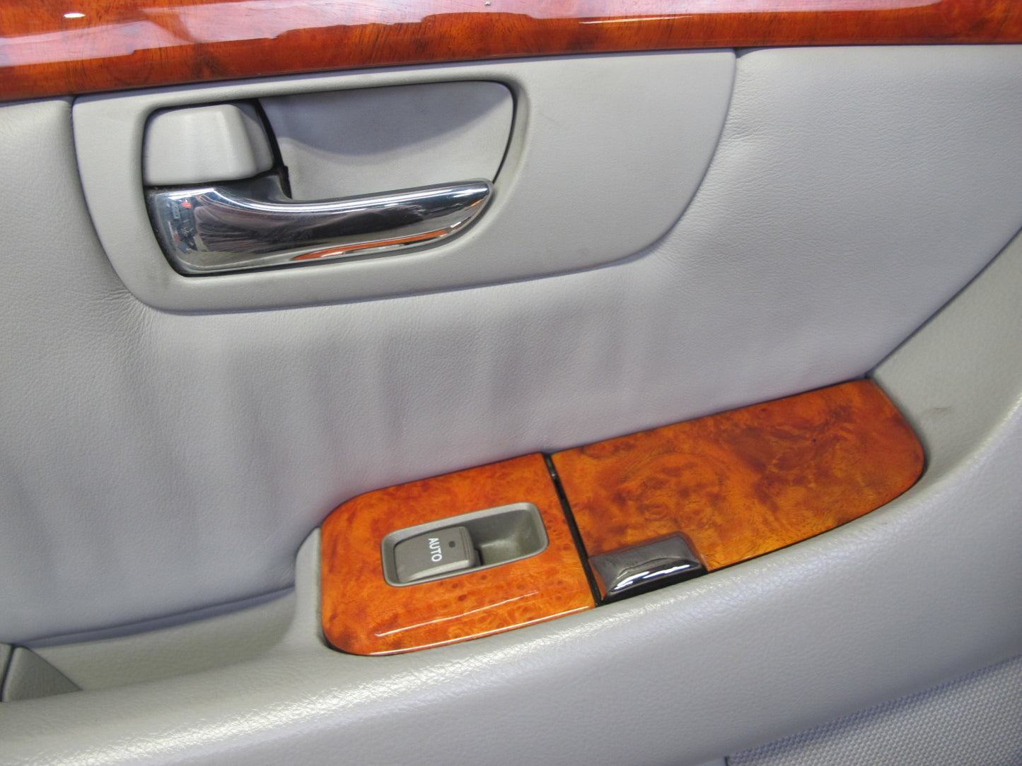 04-06 Lexus UCF30L LS430 Set of 2 Rear Door Interior Trim Cover Panel Ash OEM