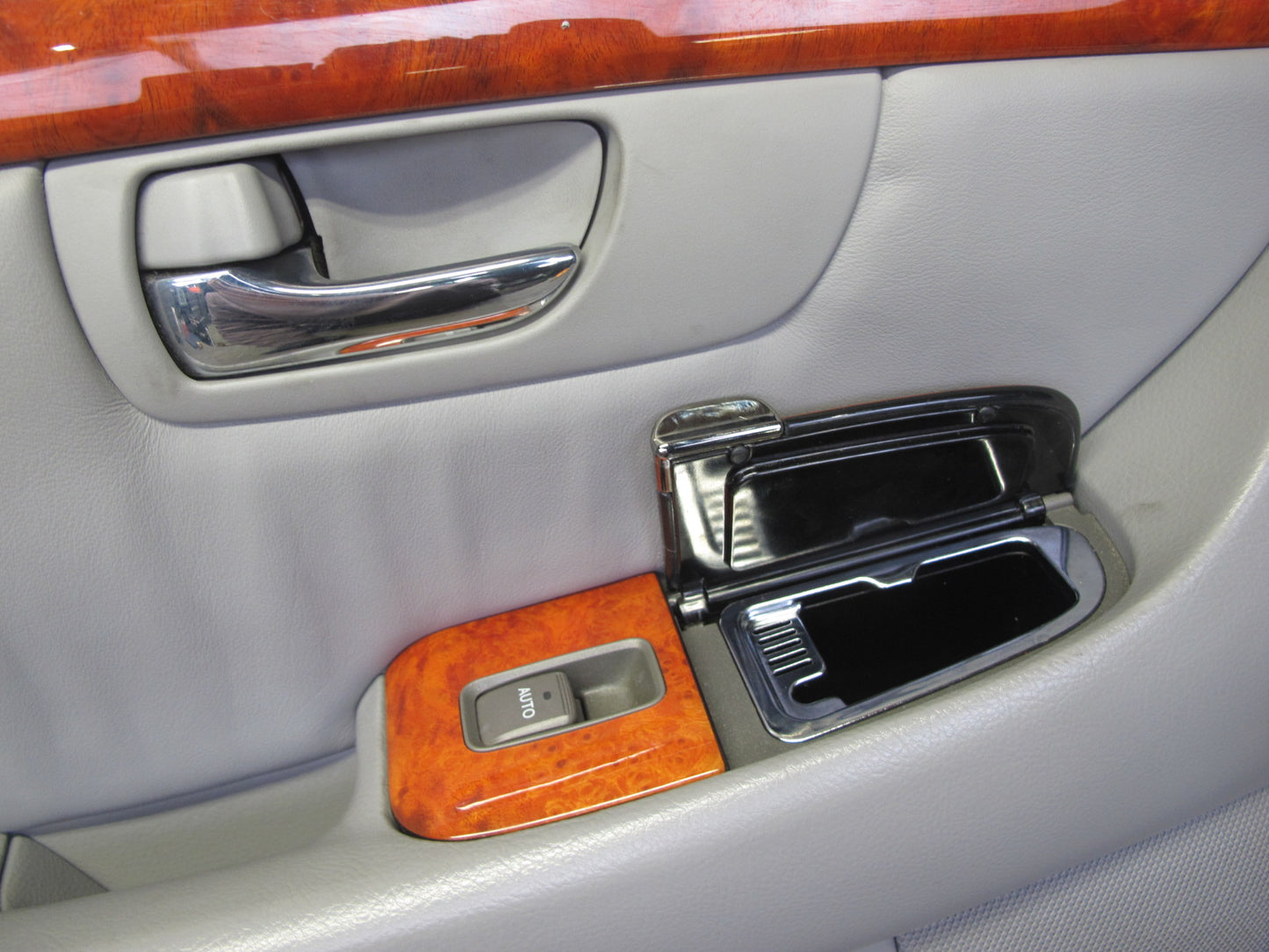 04-06 Lexus UCF30L LS430 Set of 2 Rear Door Interior Trim Cover Panel Ash OEM