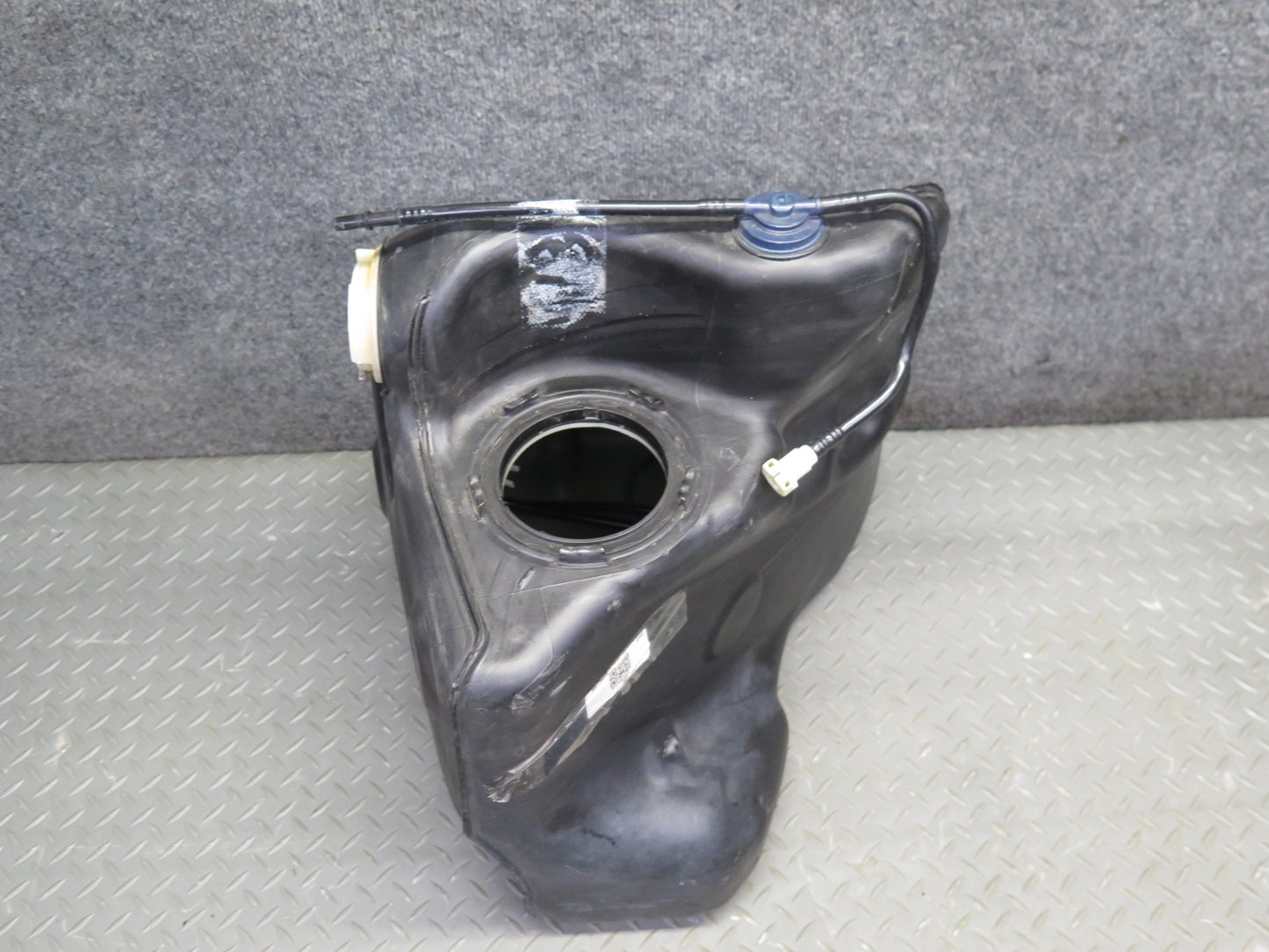 05-13 Chevrolet Corvette C6 Right Fuel Tank w Shield Cover OEM