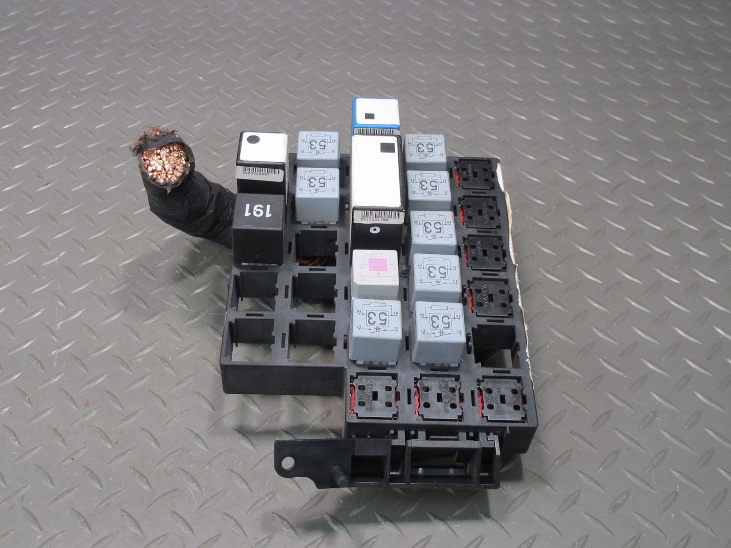 2000-2004 Porsche Boxster 986 Junction Fuse Relay Box Module Unit