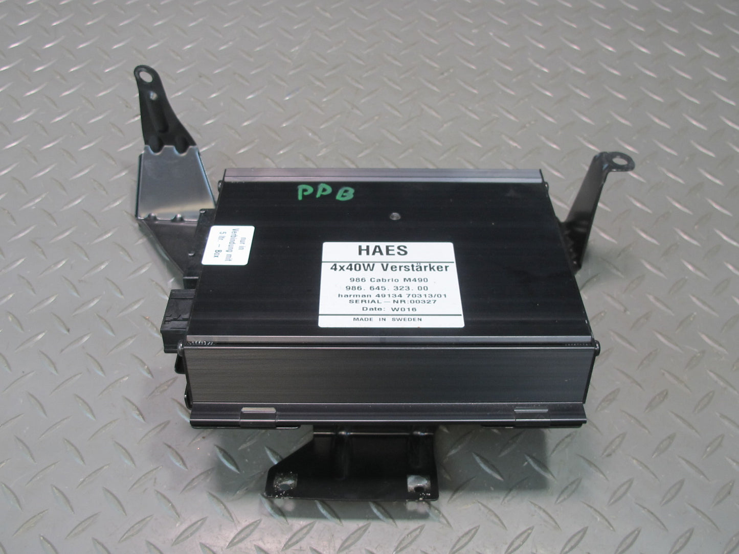 2001-2002 Porsche Boxster 986 Junction Fuse Relay Box Module Unit