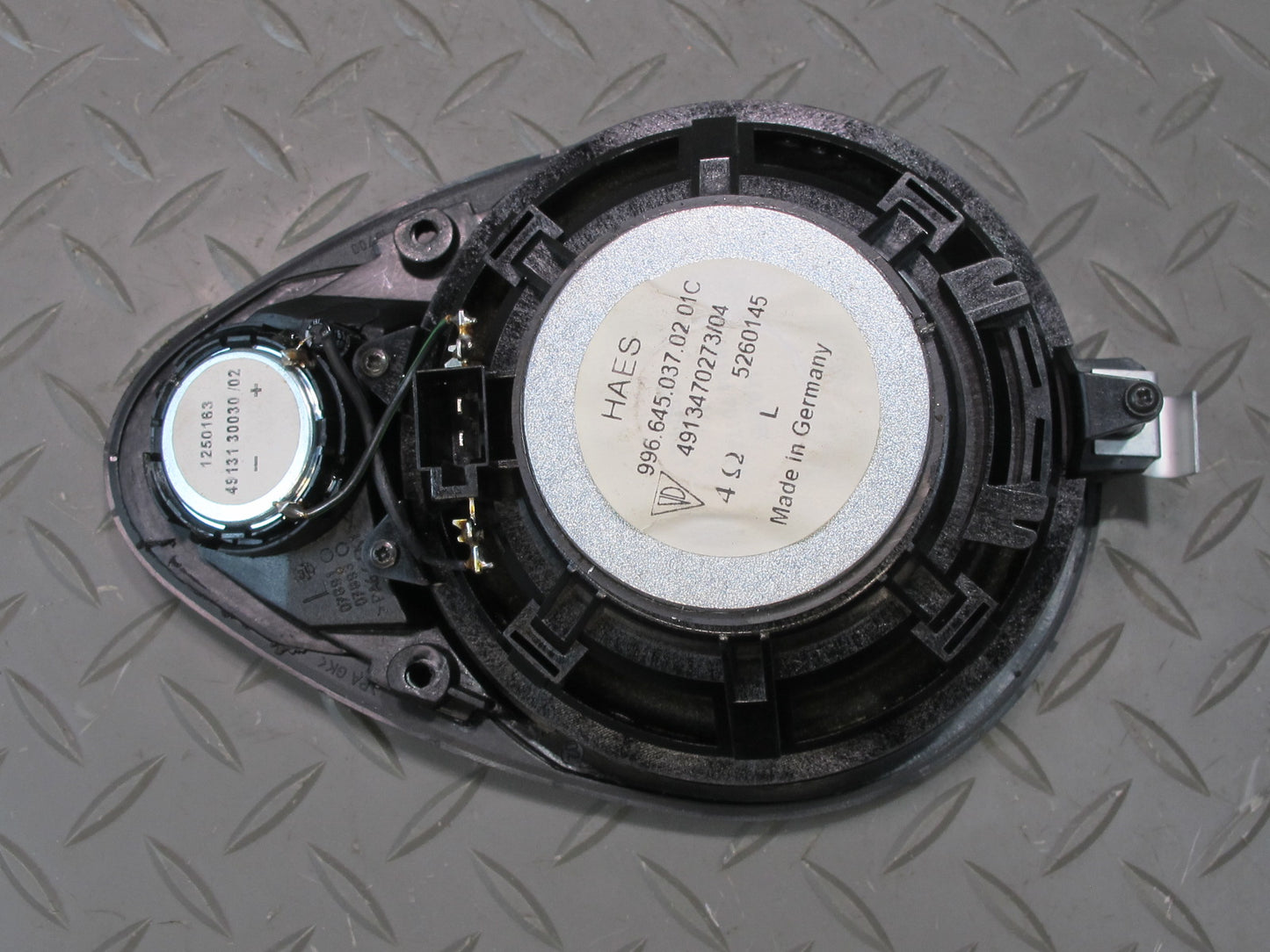 2000-2002 Porsche Boxster 986 Front Right & Left Side Dashboard Speaker Set