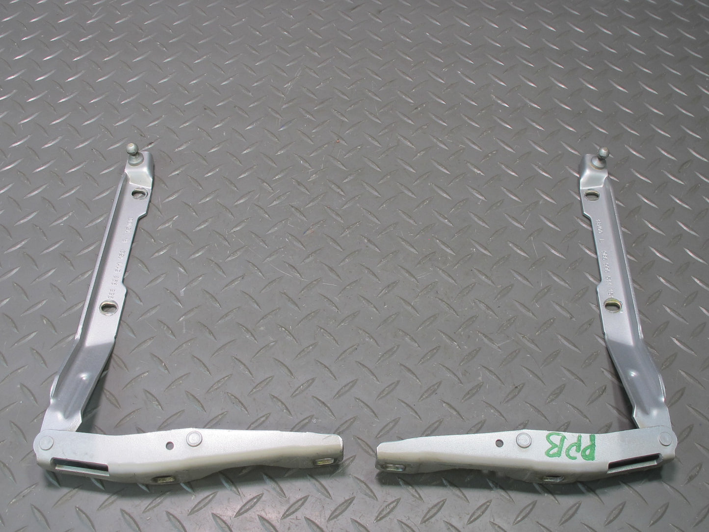 1997-2004 Porsche Boxster 986 Front Left & Right Side  Hood Bonnet Hinge Set