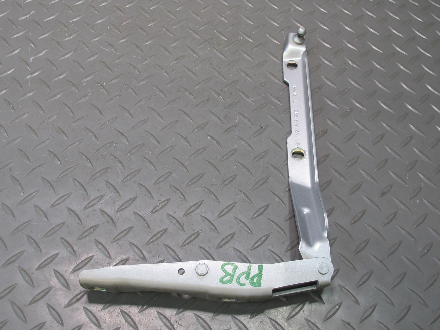 1997-2004 Porsche Boxster 986 Front Left & Right Side  Hood Bonnet Hinge Set