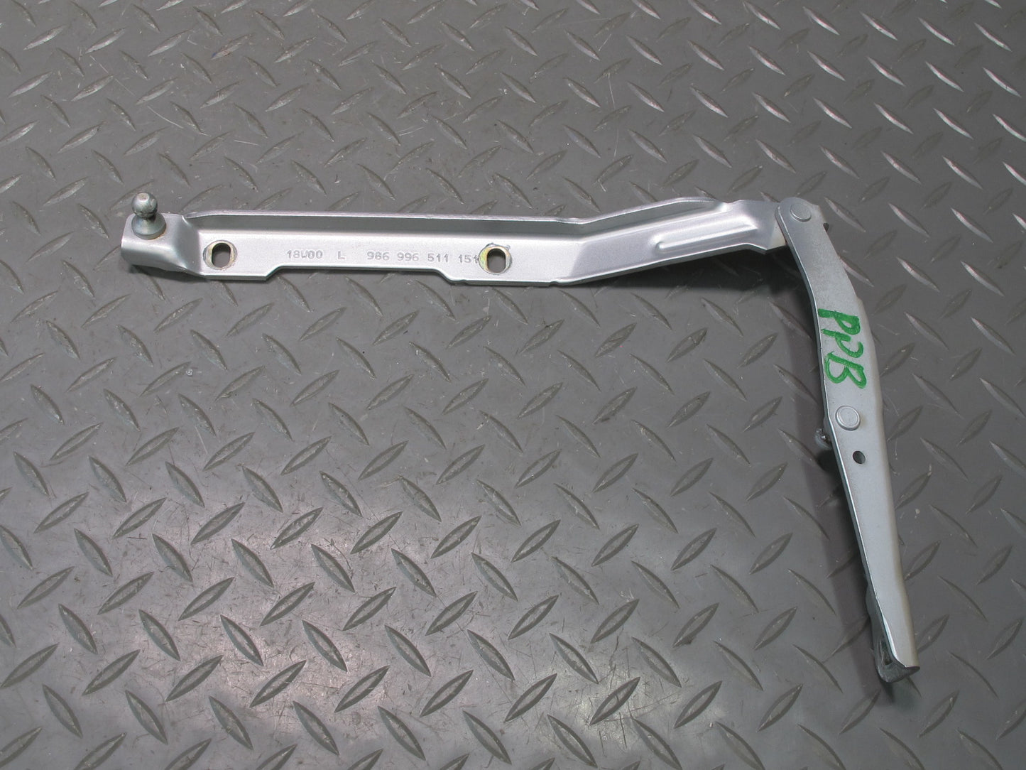 1997-2004 Porsche Boxster 986 Front Left & Right Side  Hood Bonnet Hinge Set