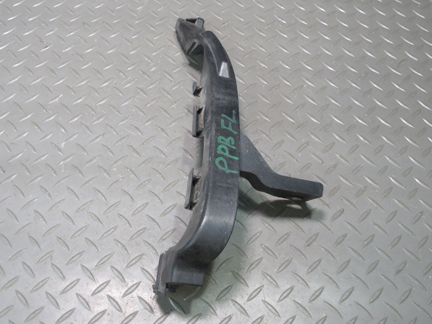 1997-2004 Porsche Boxster 986 Front Left Side Bumper Mount Bracket Support