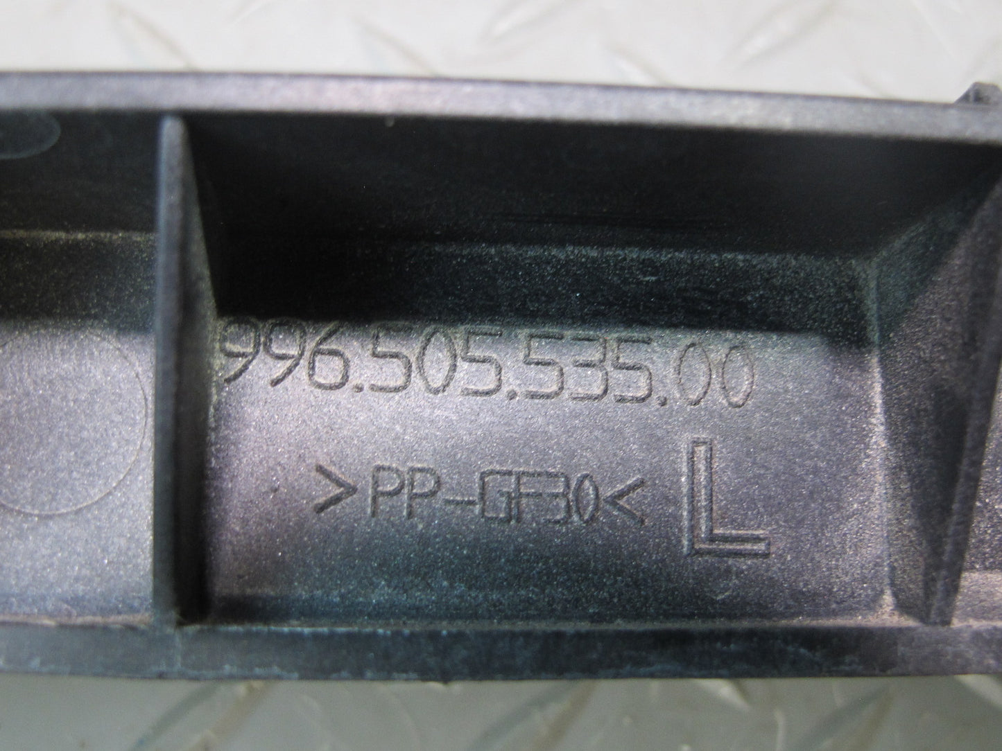 1997-2004 Porsche Boxster 986 Front Left Side Bumper Mount Bracket Support