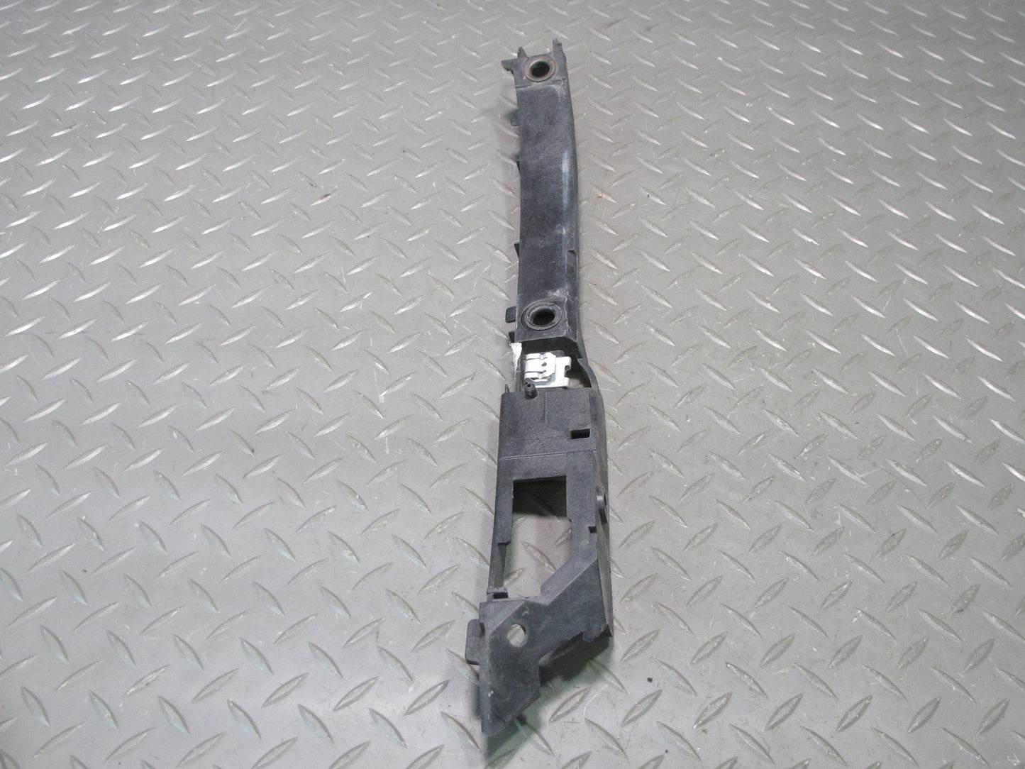 1997-2004 Porsche Boxster 986 Front Left Side Bumper Mount Bracket Support