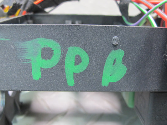 2000-2004 Porsche Boxster 986 Fuse Relay Junction Box Module Unit