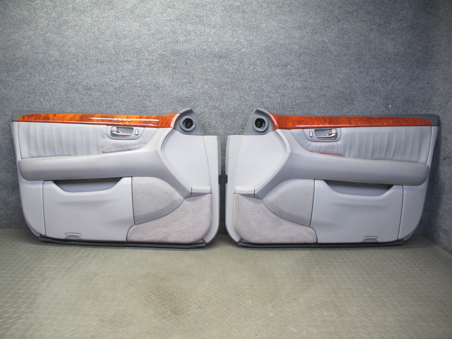 04-06 Lexus UCF30L LS430 Set of 2 Front Door Interior Trim Cover Panel Ash OEM