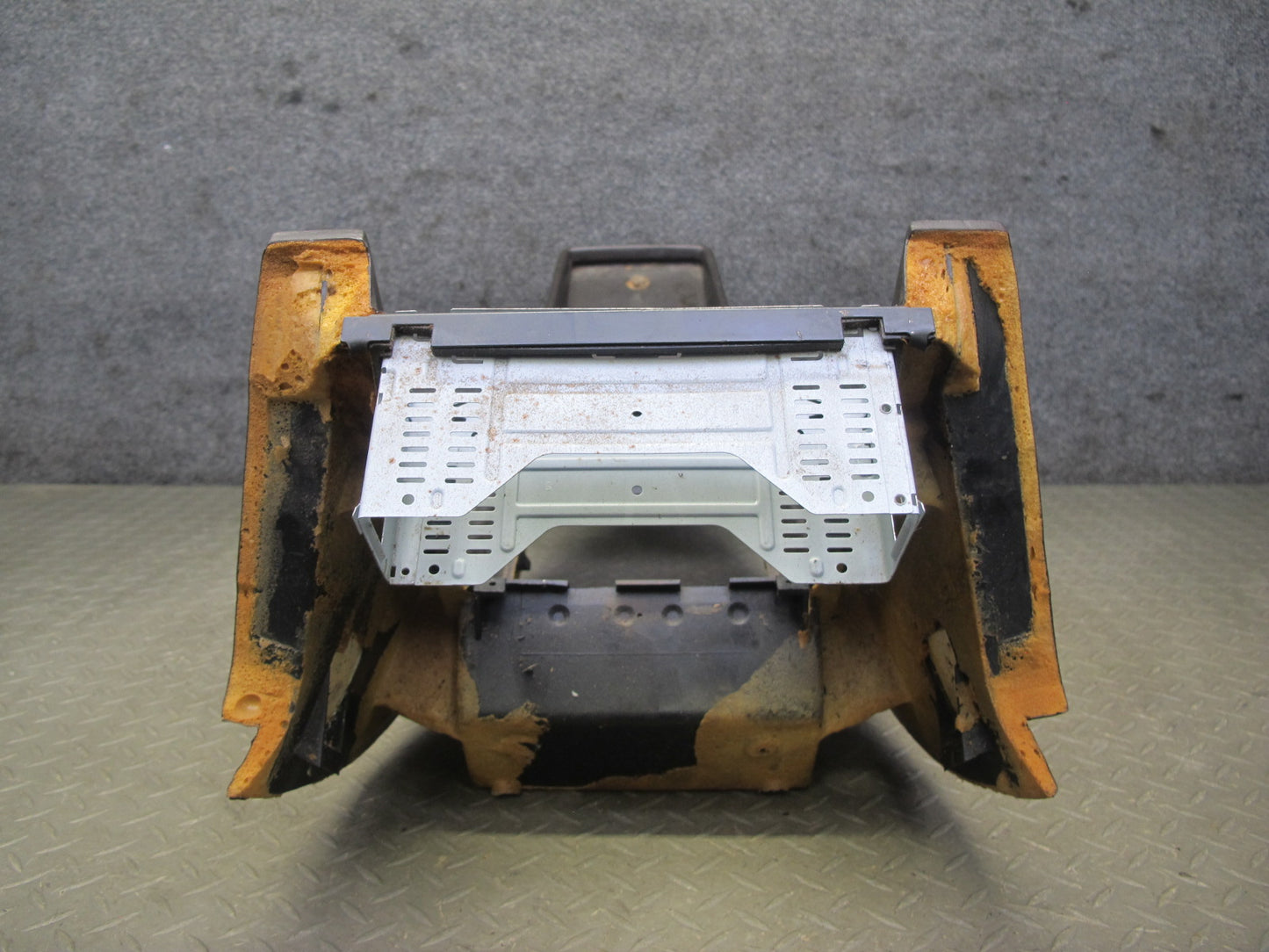 81-85 Mercedes R107 Front Center Console Trim Cover Panel Brown OEM