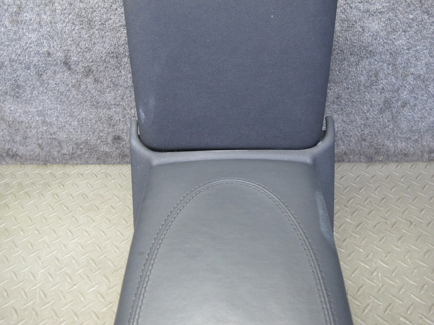 05-11 Mercedes R171 SLK55 Rear Center Console Compartment Storage Armrest OEM