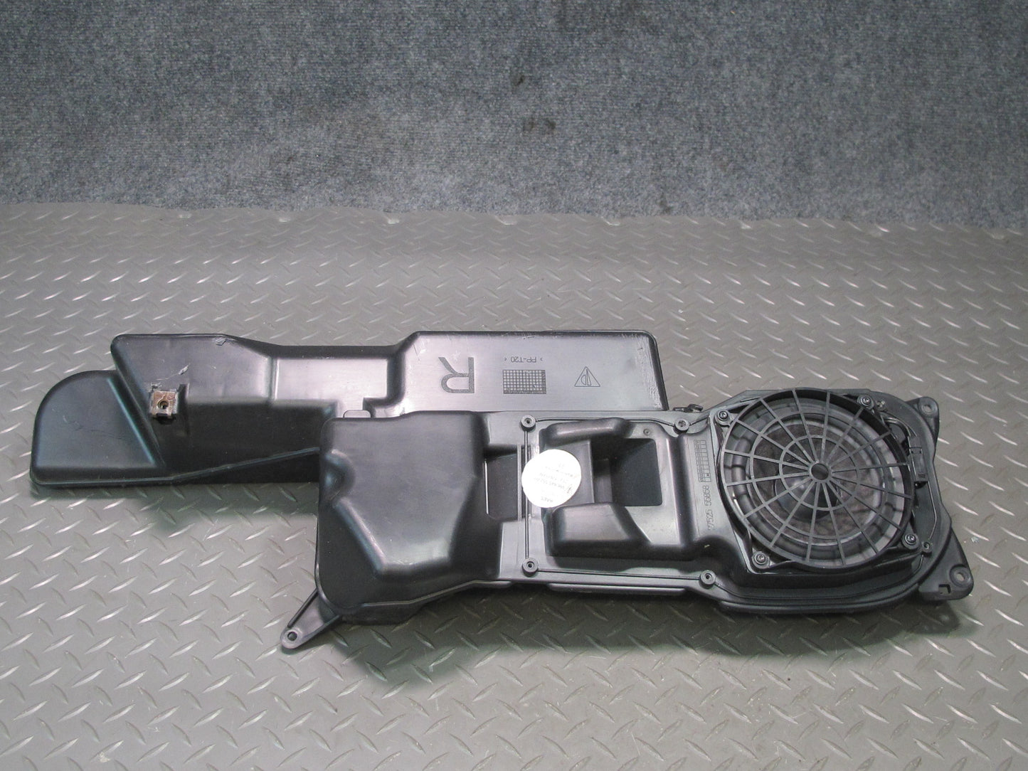 2001 Porsche Boxster 986 Front Right & Left Side Door Audio Speaker Box Set