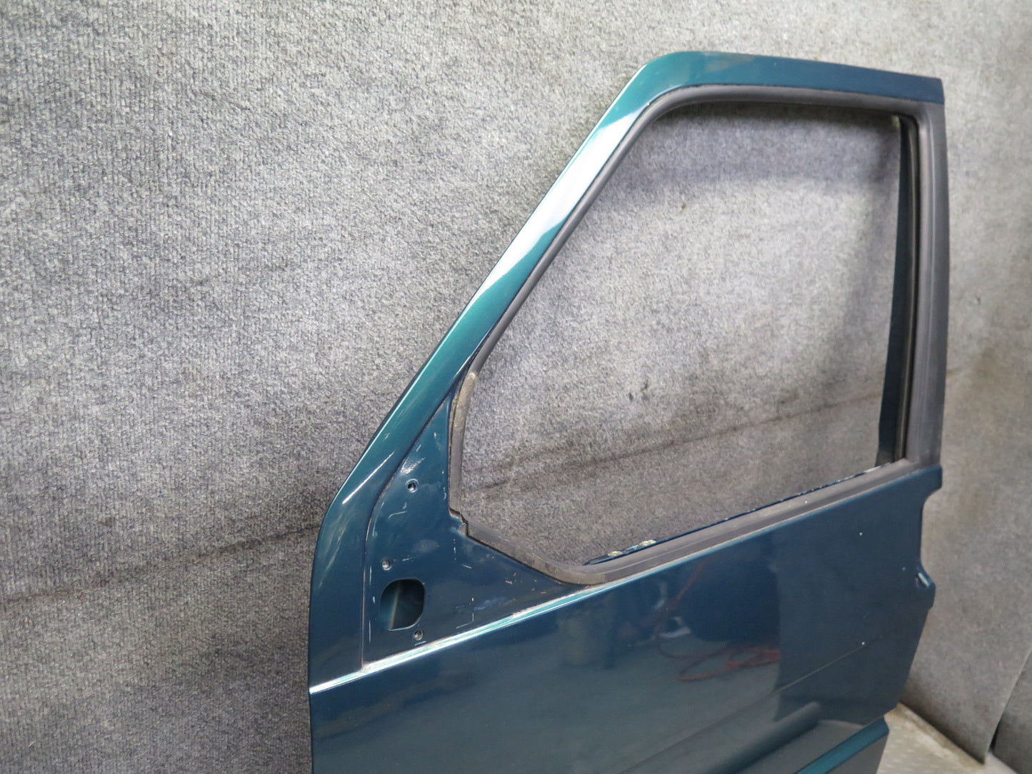 99-03 VW Eurovan T4 Front Left Door Shell Panel Green Pearl OEM