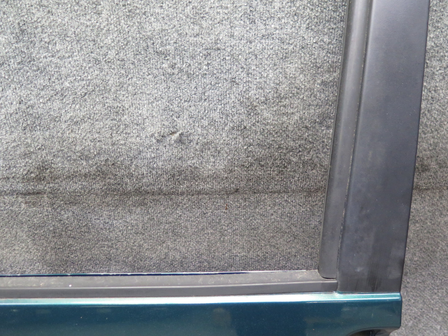 99-03 VW Eurovan T4 Front Left Door Shell Panel Green Pearl OEM