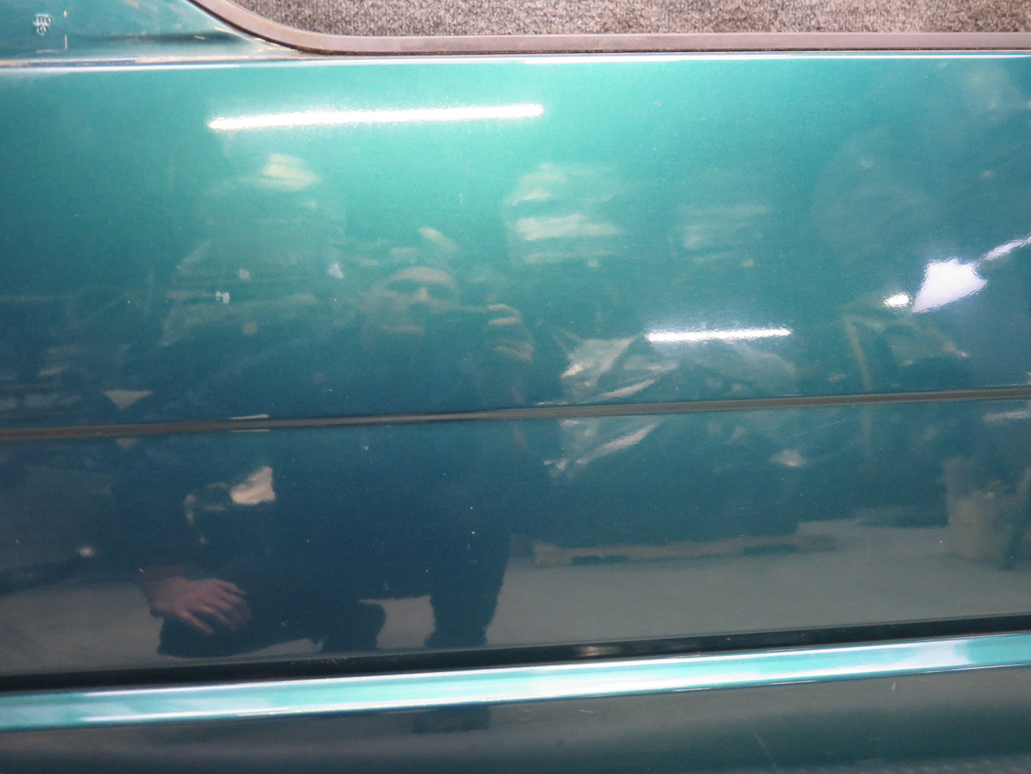 99-03 VW Eurovan T4 Front Left Door Shell Panel Green Pearl OEM