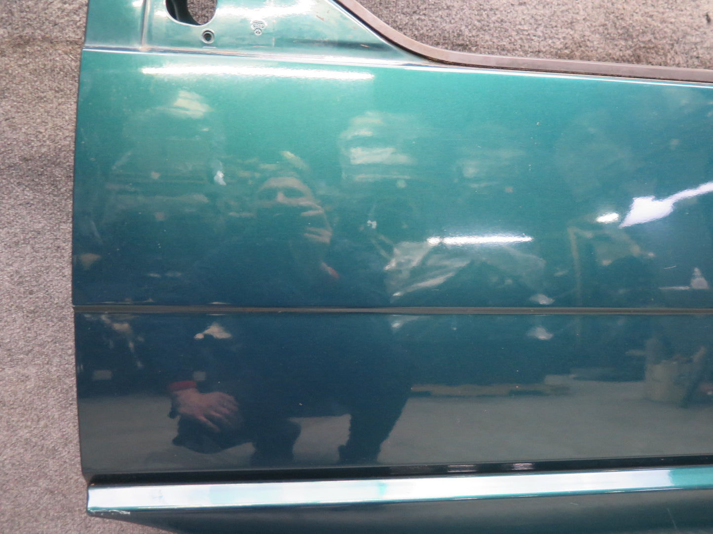 99-03 VW Eurovan T4 Front Left Door Shell Panel Green Pearl OEM