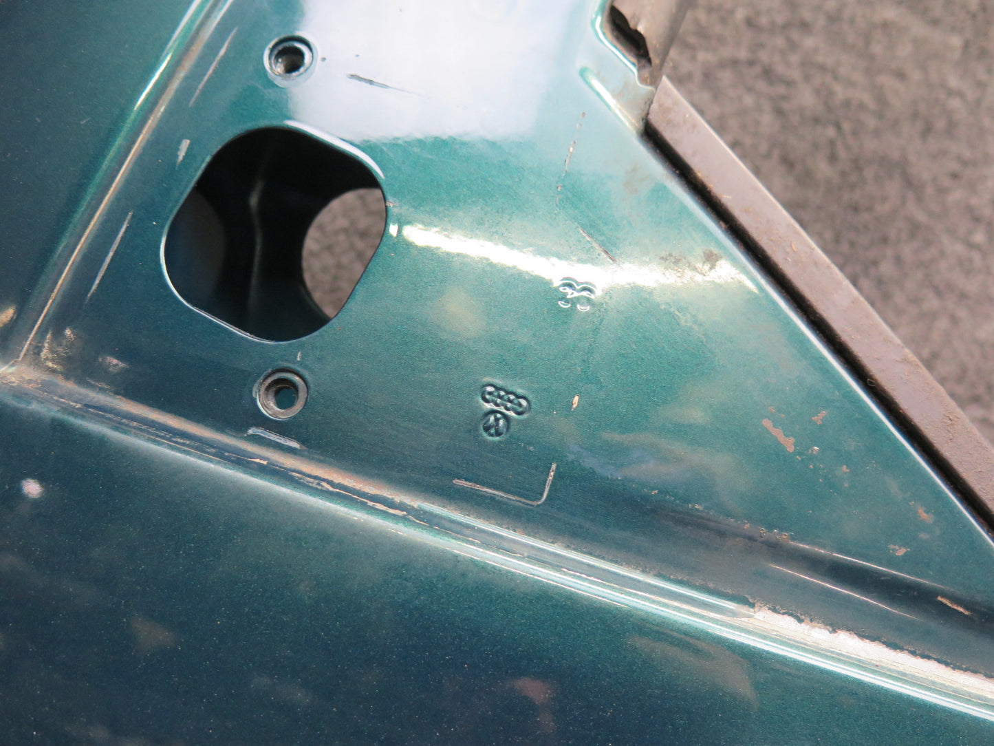 99-03 VW Eurovan T4 Front Left Door Shell Panel Green Pearl OEM