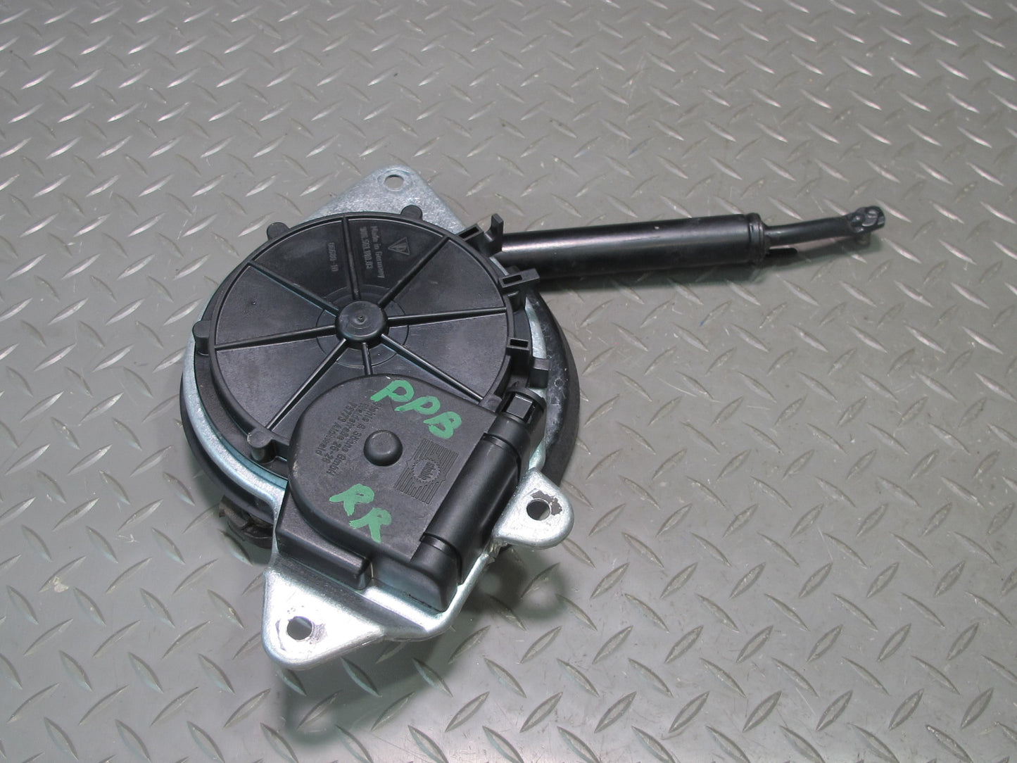 97-04 Porsche Boxster 986 Convertible TOP Left & Right Transmission Motor Set