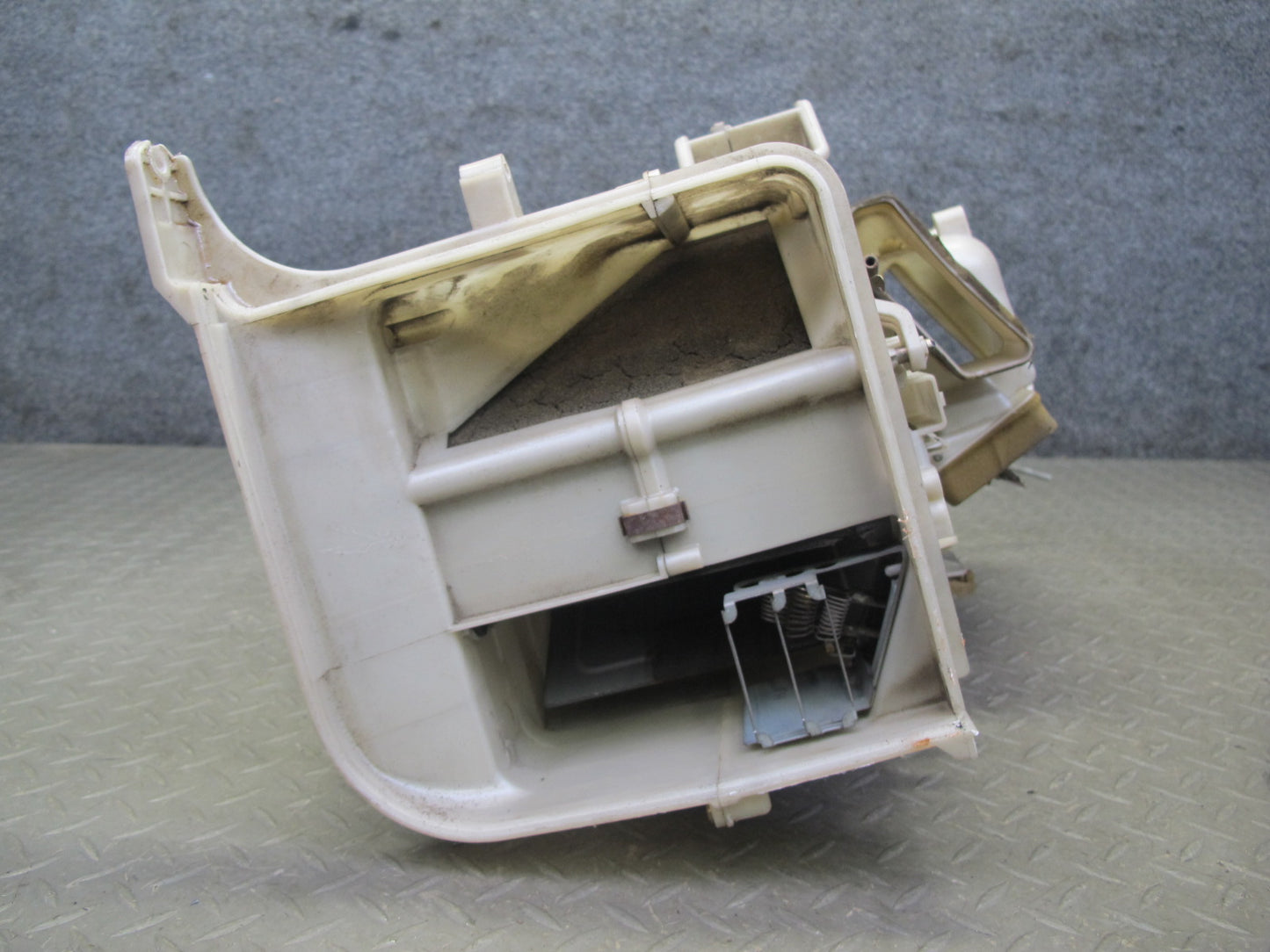 87-89 Toyota MR2 AW15 Heater Core Case Box Housing OEM