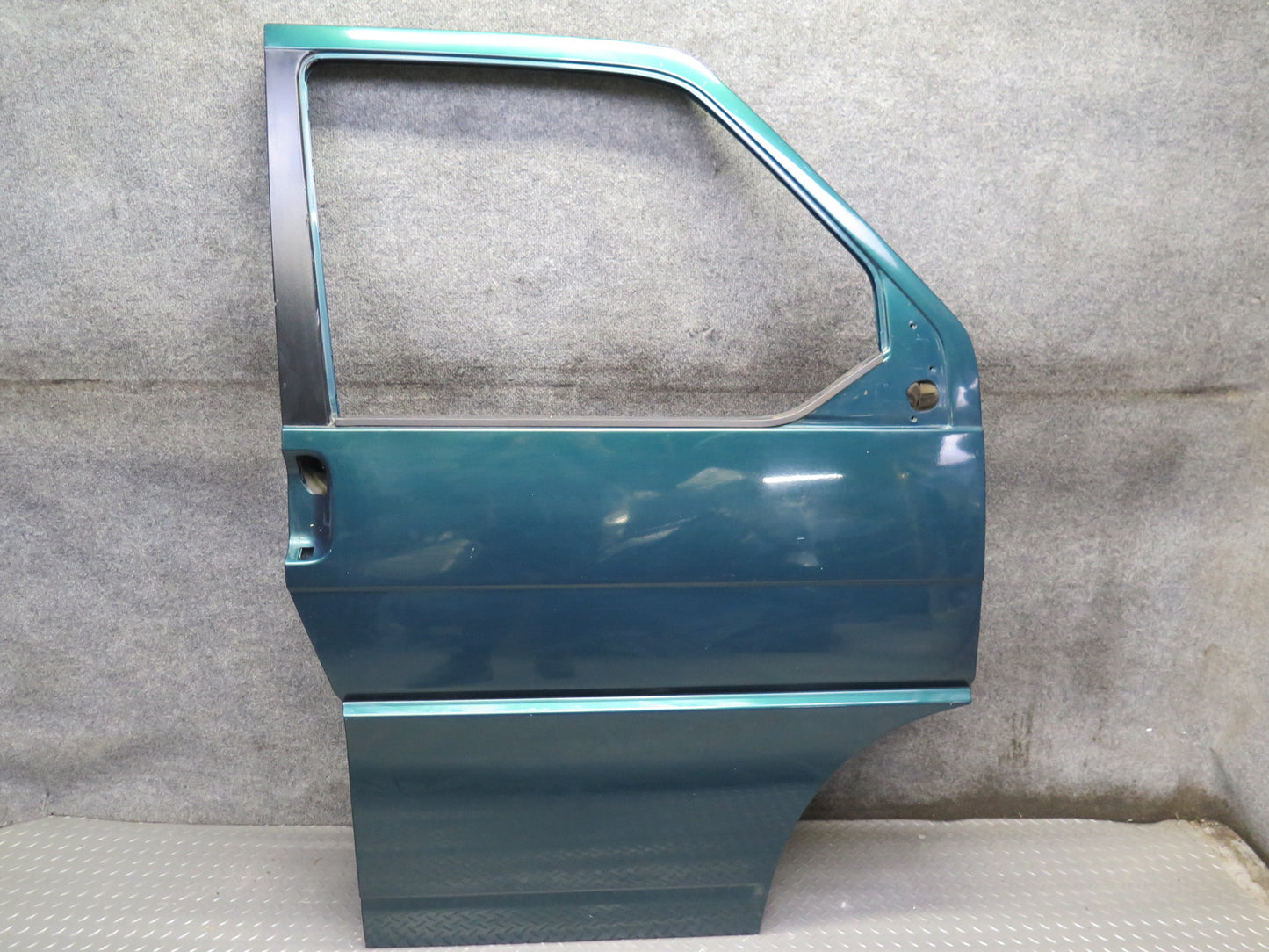 99-03 VW Eurovan T4 Front Right Door Shell Panel Green Pearl OEM