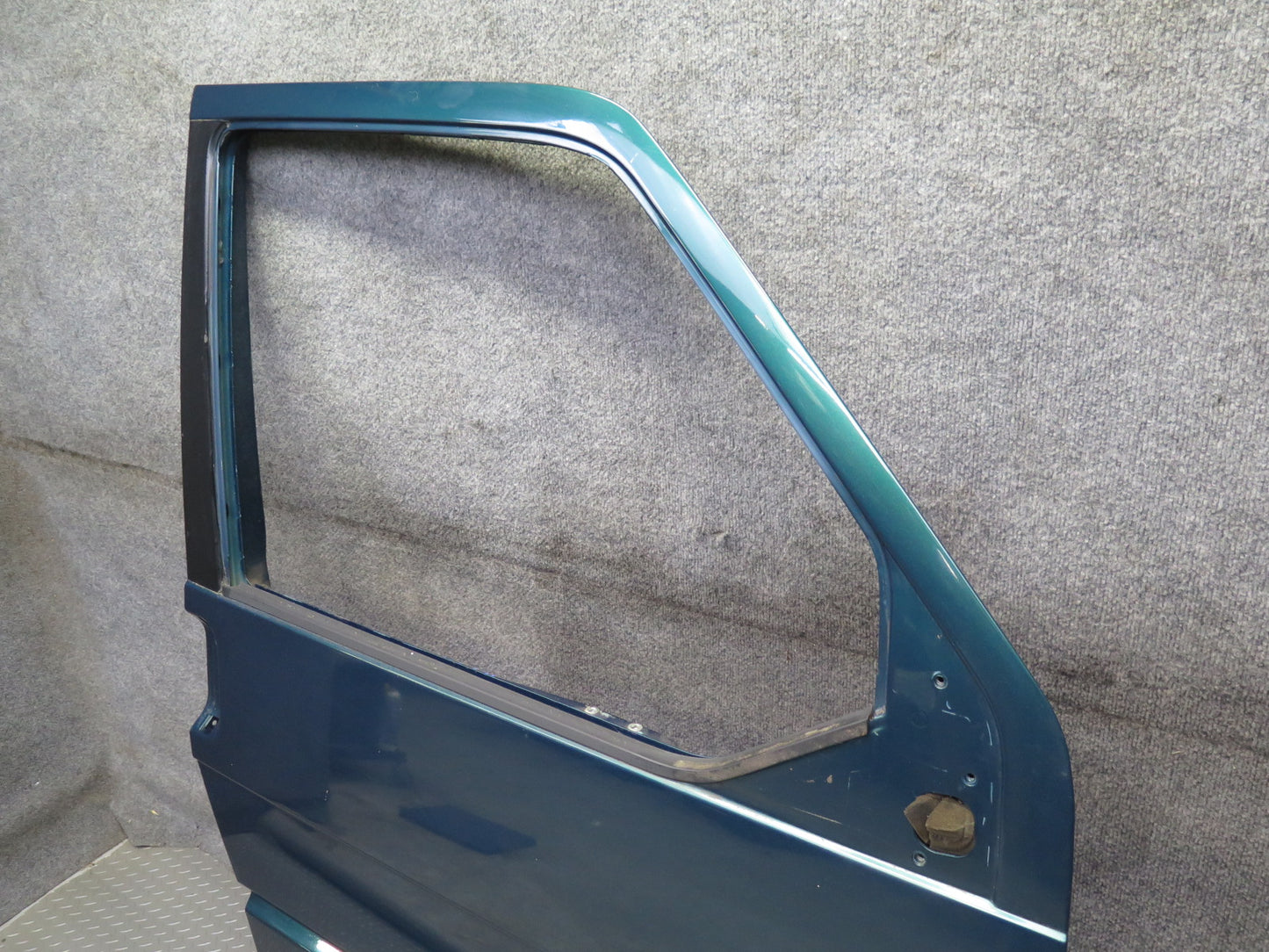 99-03 VW Eurovan T4 Front Right Door Shell Panel Green Pearl OEM