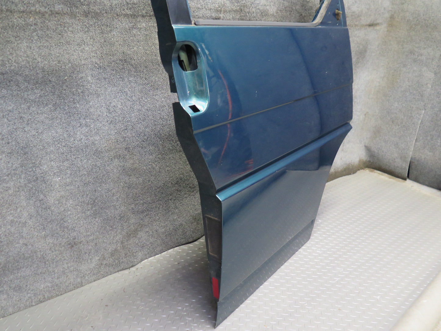 99-03 VW Eurovan T4 Front Right Door Shell Panel Green Pearl OEM