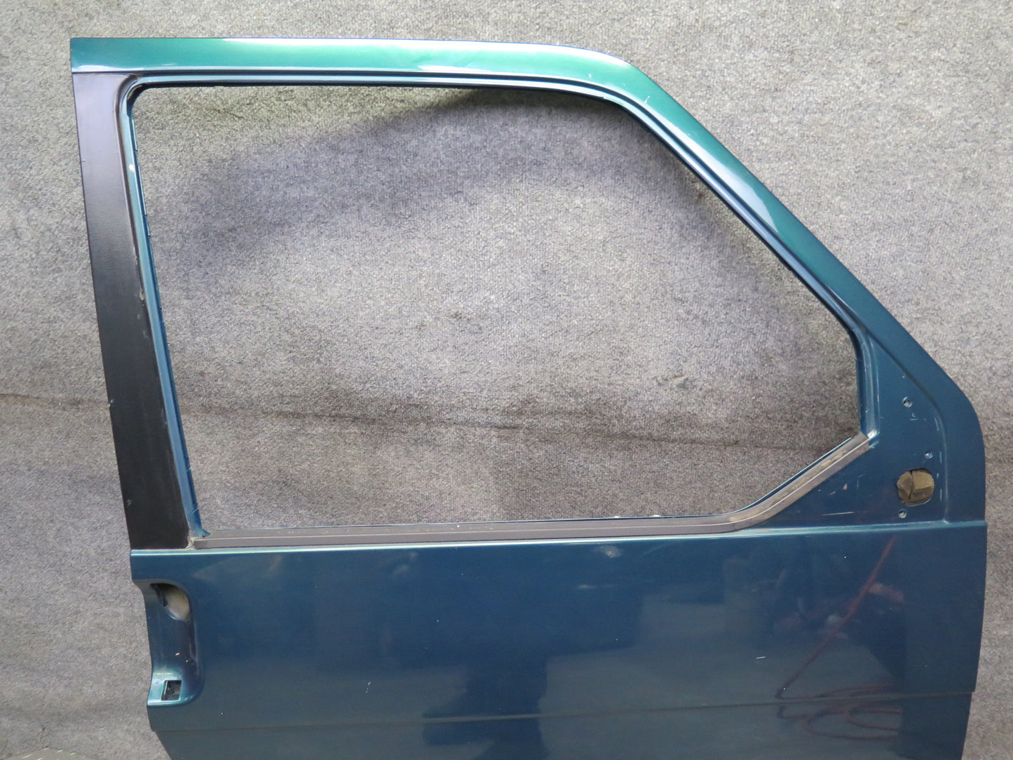 99-03 VW Eurovan T4 Front Right Door Shell Panel Green Pearl OEM