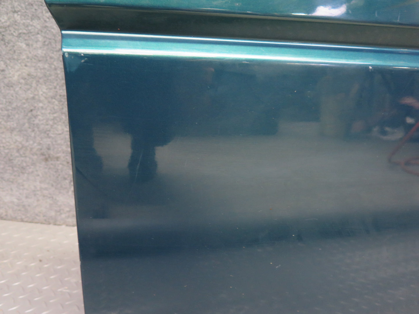 99-03 VW Eurovan T4 Front Right Door Shell Panel Green Pearl OEM