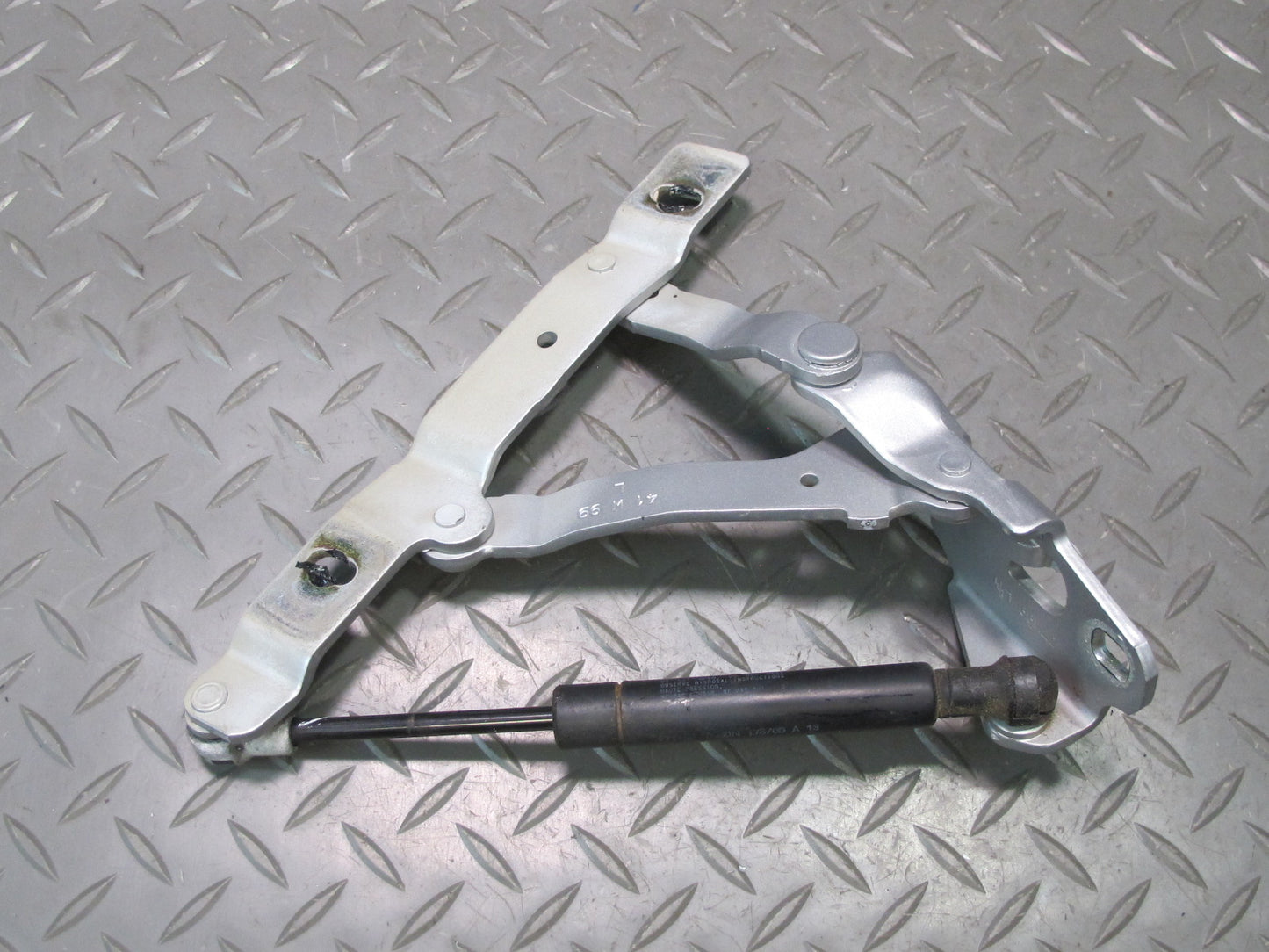 1997-2004 Porsche Boxster 986 Rear Trunk Lid Hinge Bracket w Support Set of 2