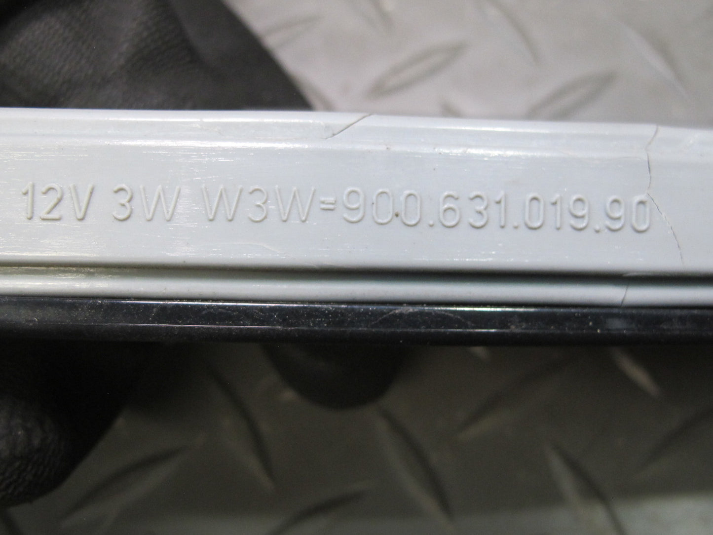 1997-2004 Porsche Boxster 986 Rear 3RD Third Center Brake Stop Light Lamp