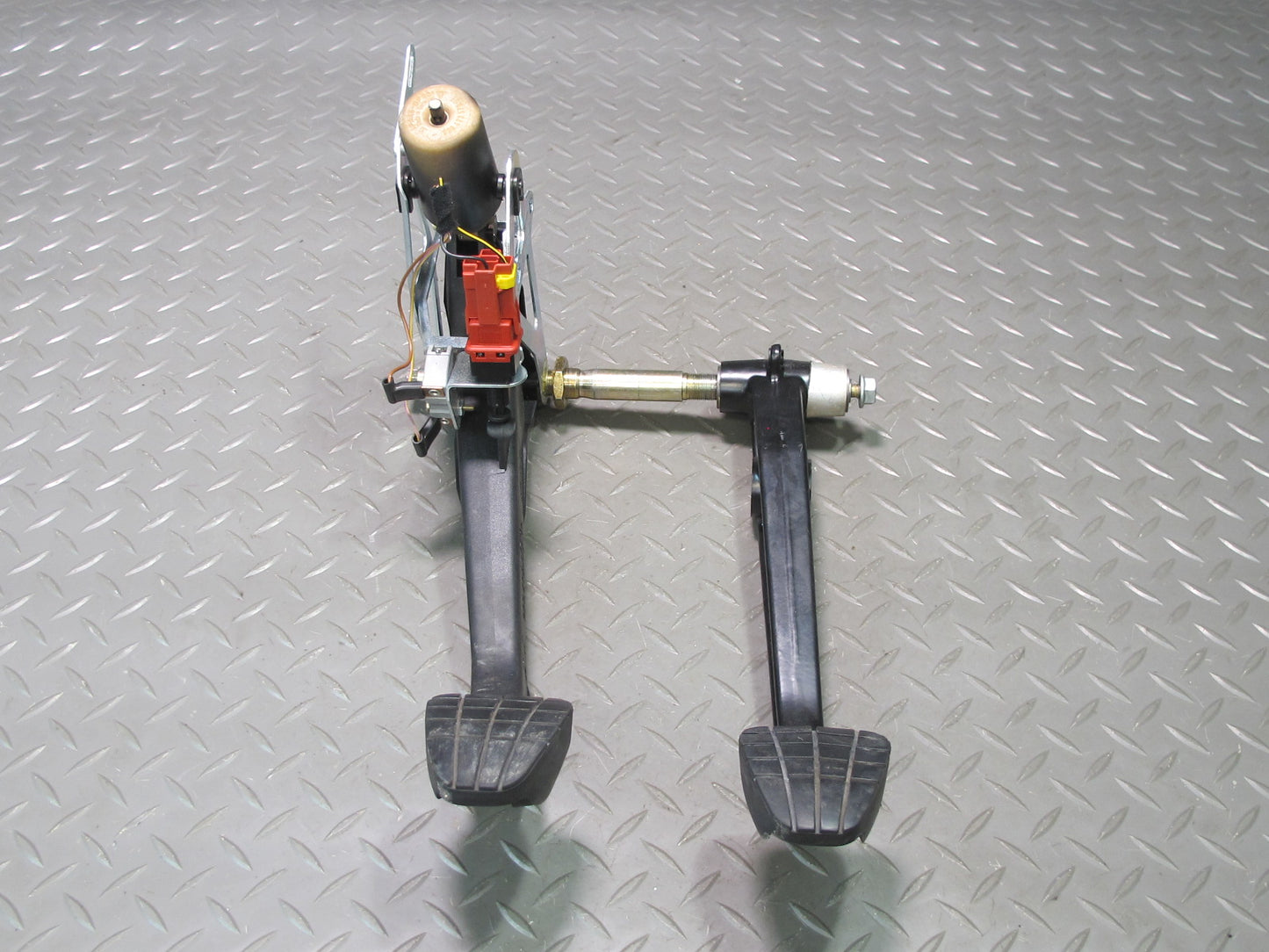 2000-2004 Porsche Boxster 986 Manual Transmission Clutch Brake Gas Pedal Set