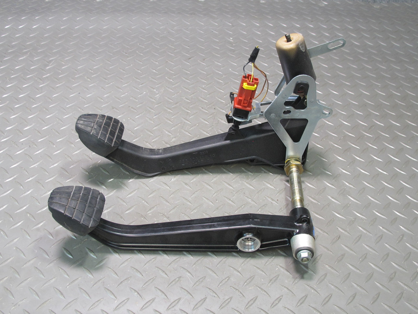 2000-2004 Porsche Boxster 986 Manual Transmission Clutch Brake Gas Pedal Set
