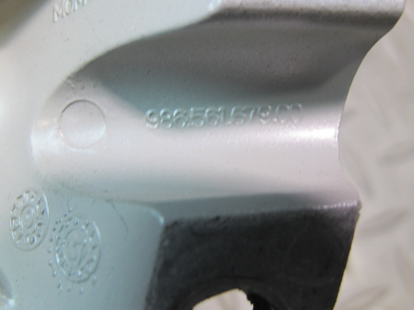 97-04 Porsche Boxster 986 Convertible TOP Shock Rear Bearing Mount Bracket Set