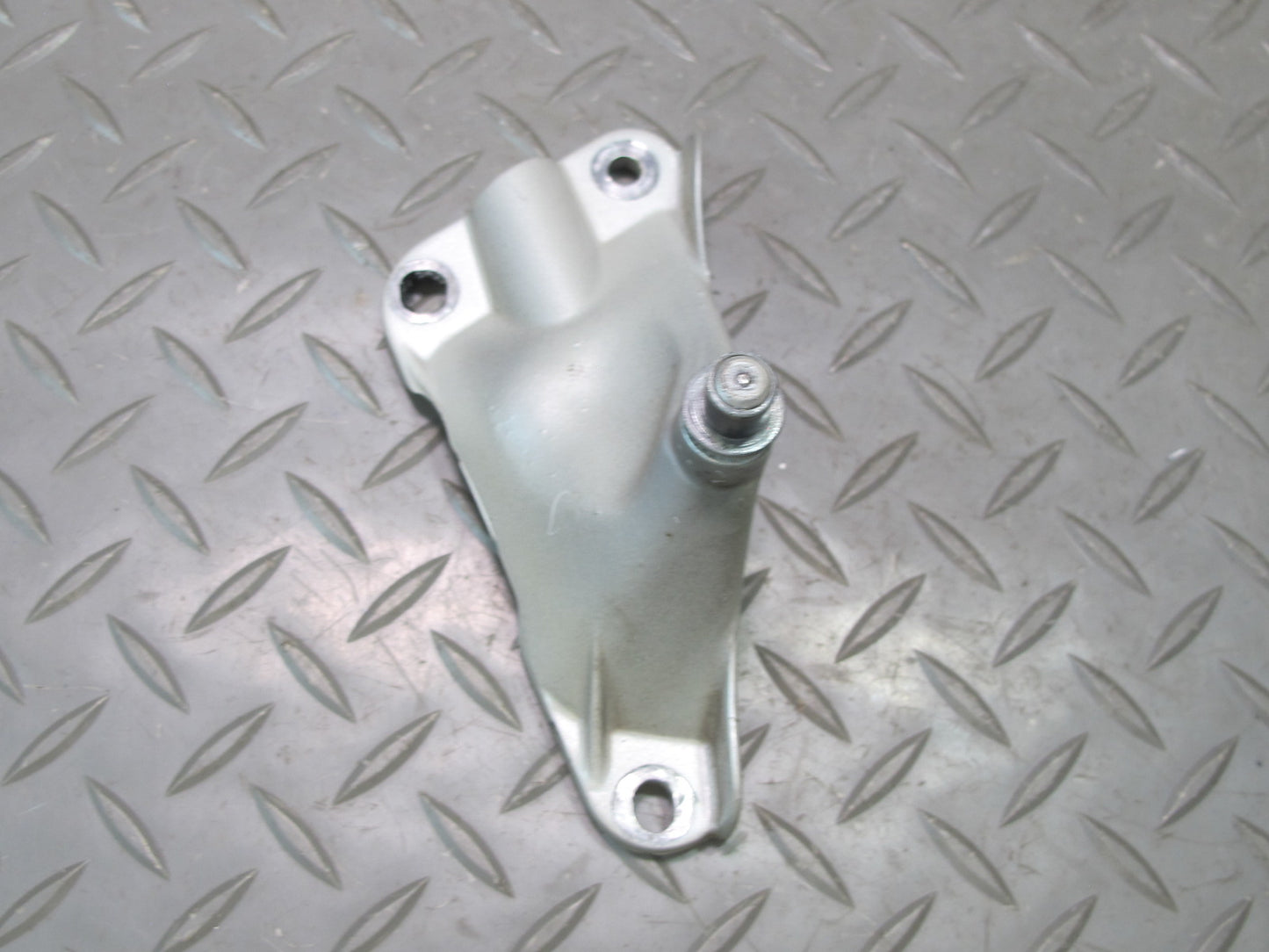 97-04 Porsche Boxster 986 Convertible TOP Shock Rear Bearing Mount Bracket Set