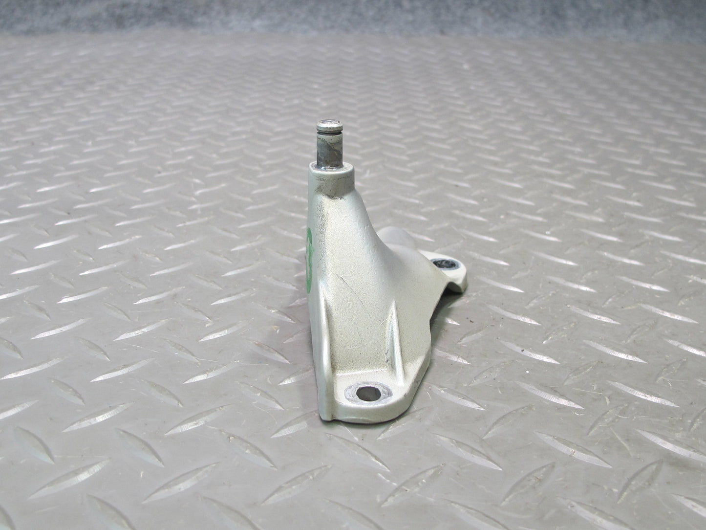 97-04 Porsche Boxster 986 Convertible TOP Shock Rear Bearing Mount Bracket Set