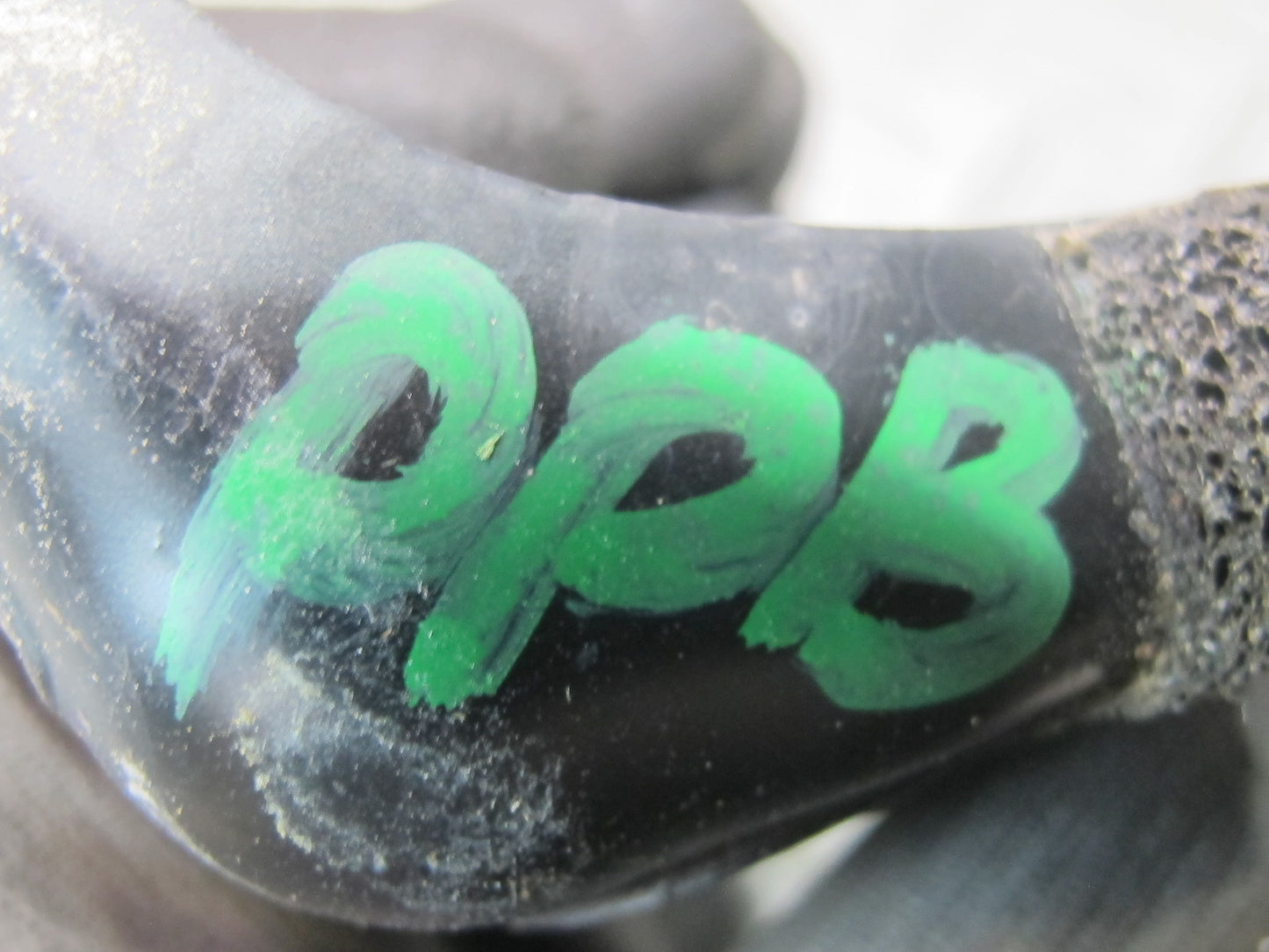 97-04 Porsche Boxster 986 Convertible TOP Rear Left Right Side Mount Bracket Set