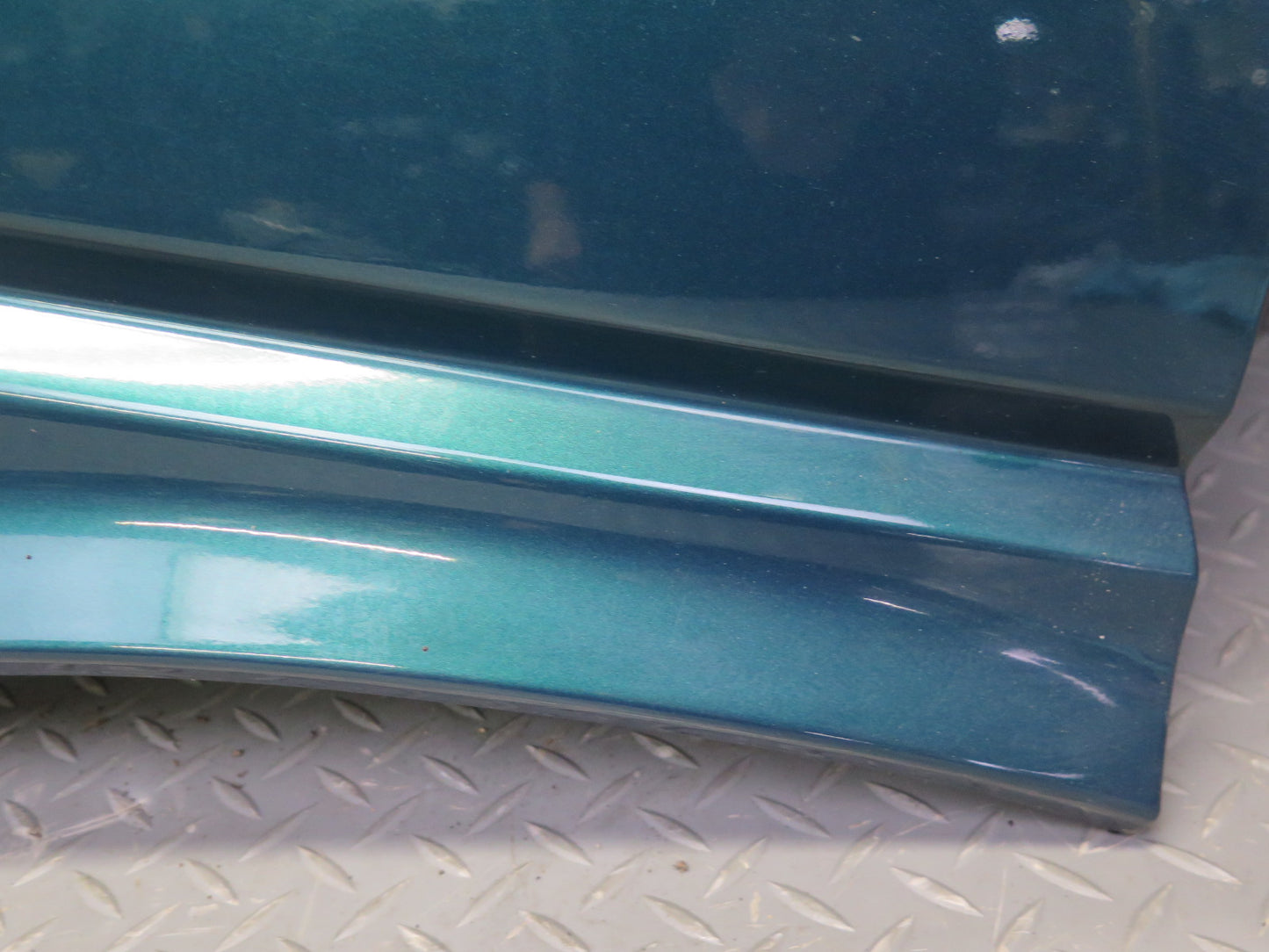 99-03 VW Eurovan T4 Front Left Fender Shell Panel Green Pearl OEM