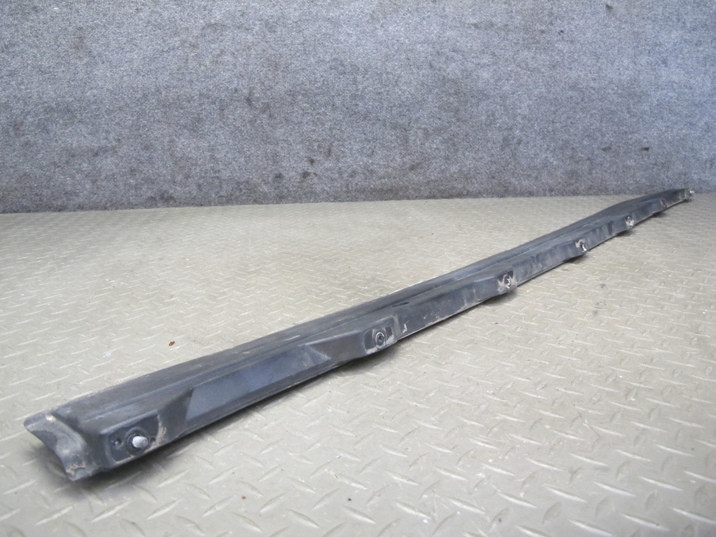 73-89 Mercedes R107 Set of 3 Rear Bumper Left Right Center Filler Molding OEM