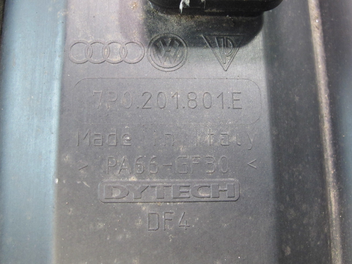 2011-2018 Porsche Cayenne 958 Fuel Vapor Evaporator Charcoal Emission Canister