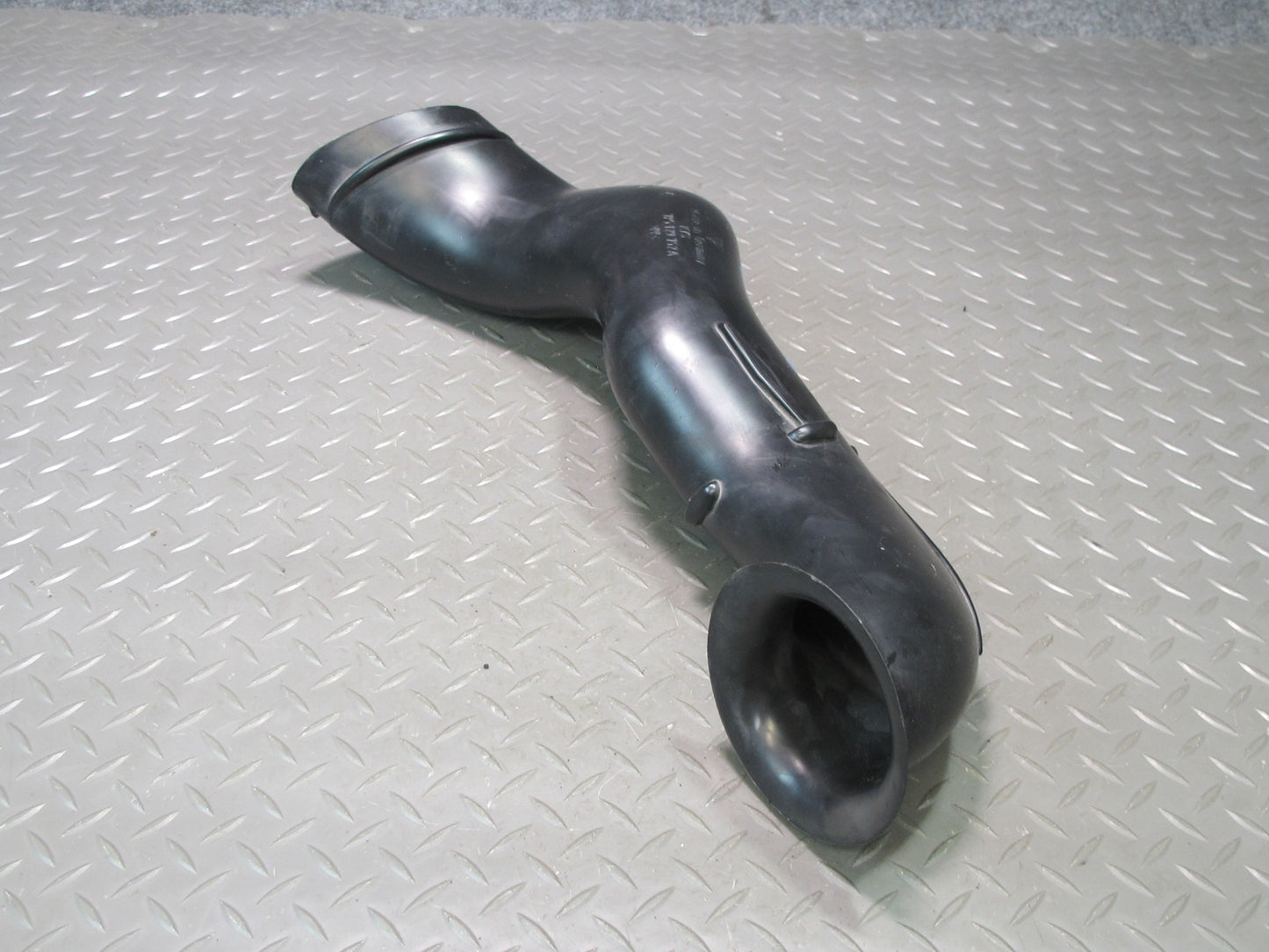 2011-2018 Porsche Cayenne 958 4.8L Engine Right Side Air Intake Pipe Tube Hose