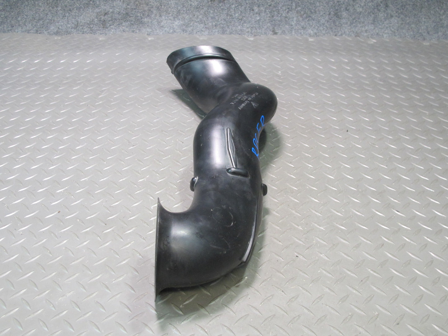 2011-2018 Porsche Cayenne 958 4.8L Engine Right Side Air Intake Pipe Tube Hose